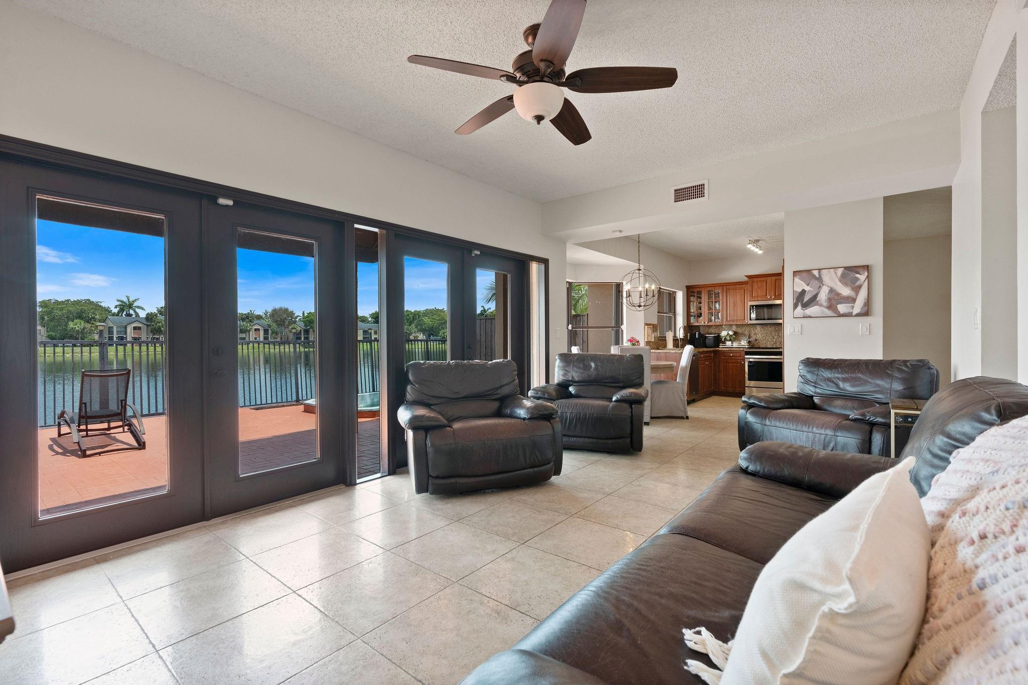 8313 NW 188th Ter
