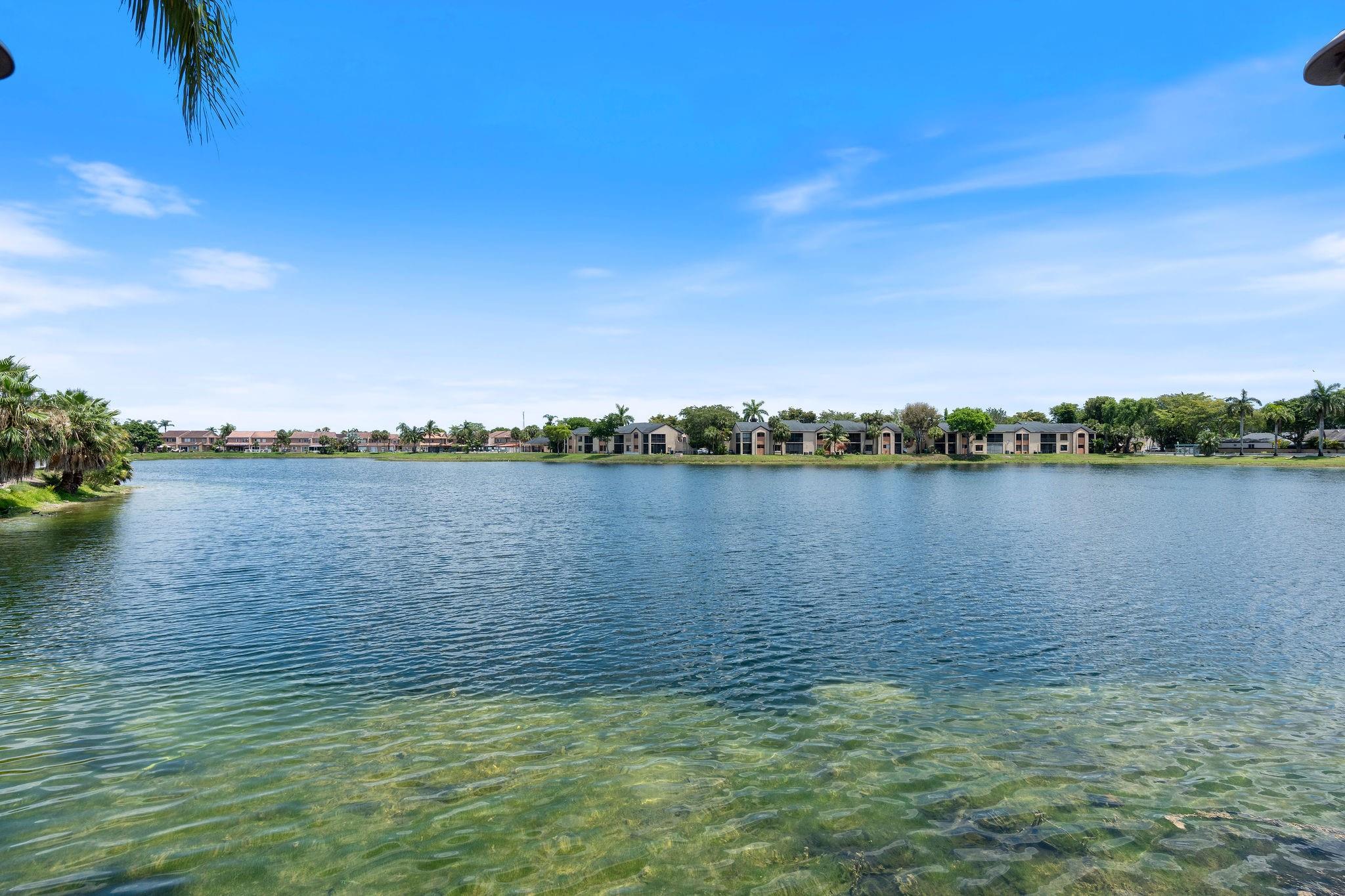8313 NW 188th Ter