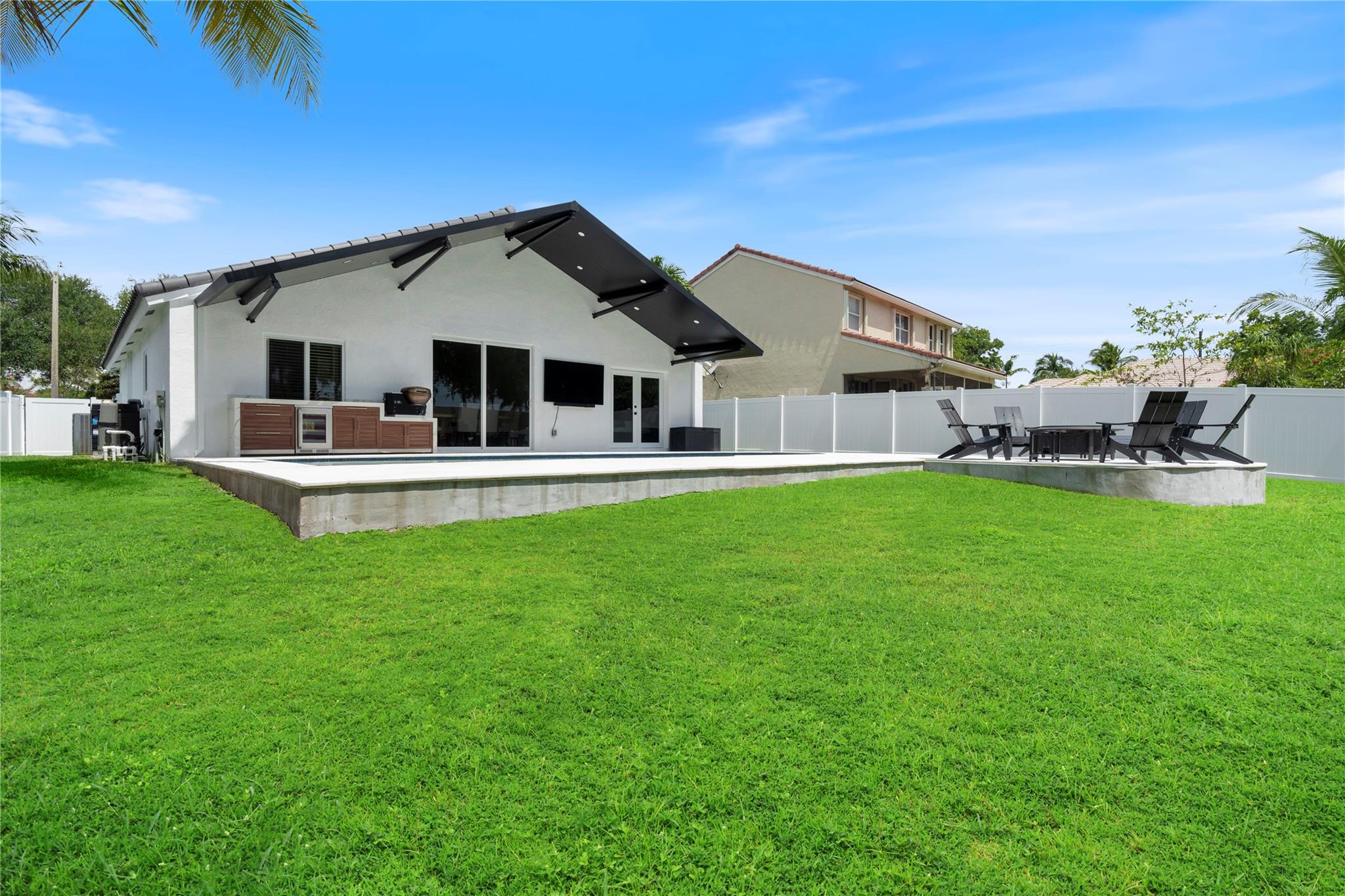 5820 SW 102ND AVE