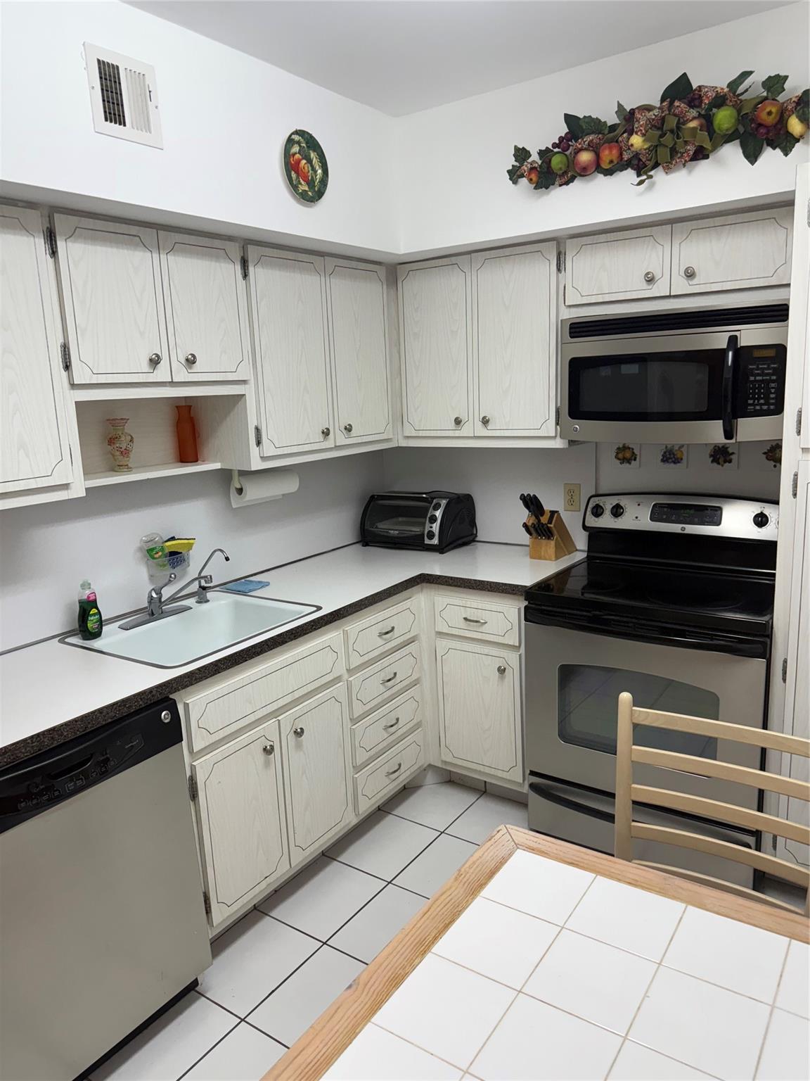 1950 S Ocean Dr PH-K