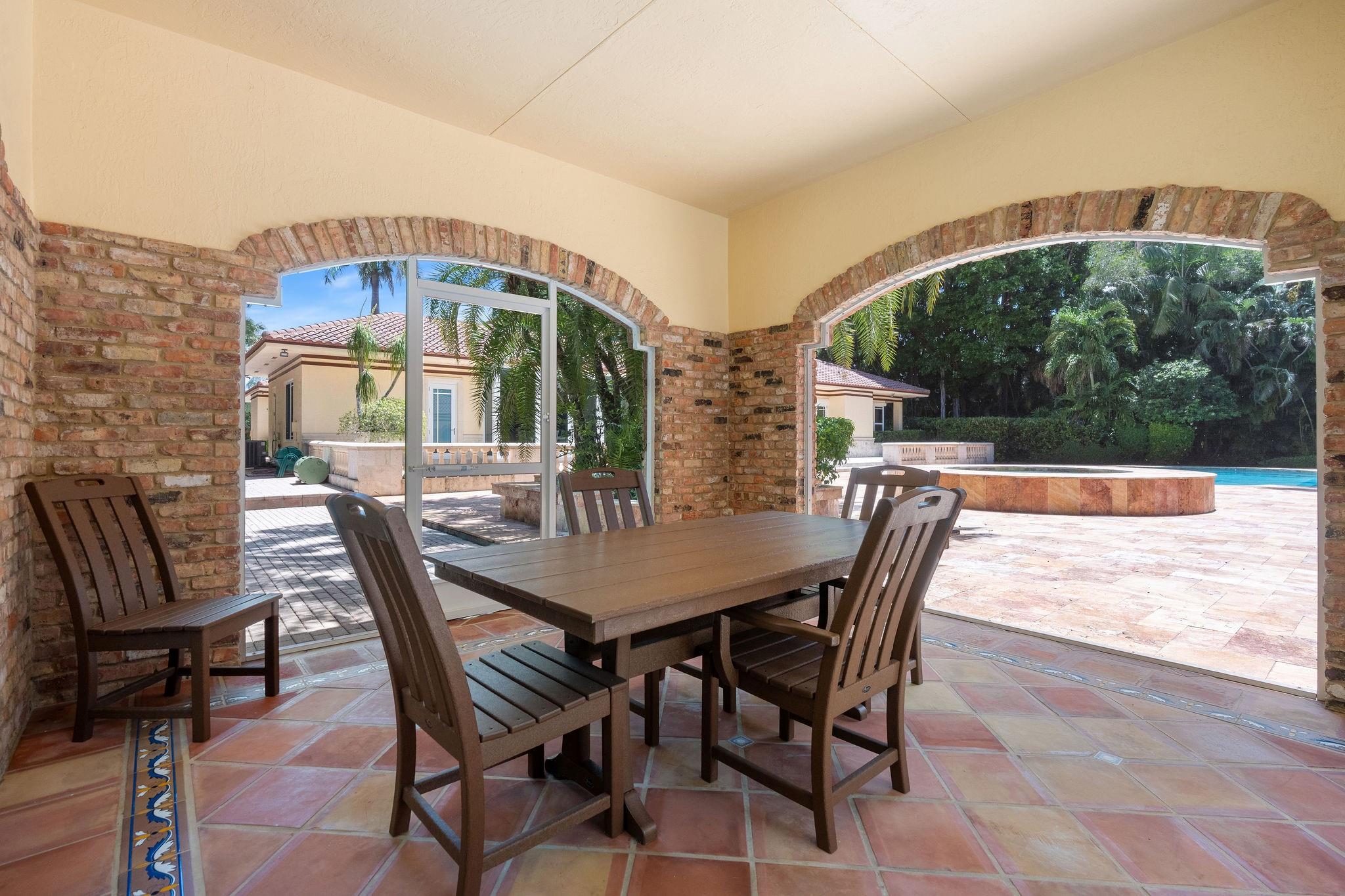14641 MUSTANG TRAIL