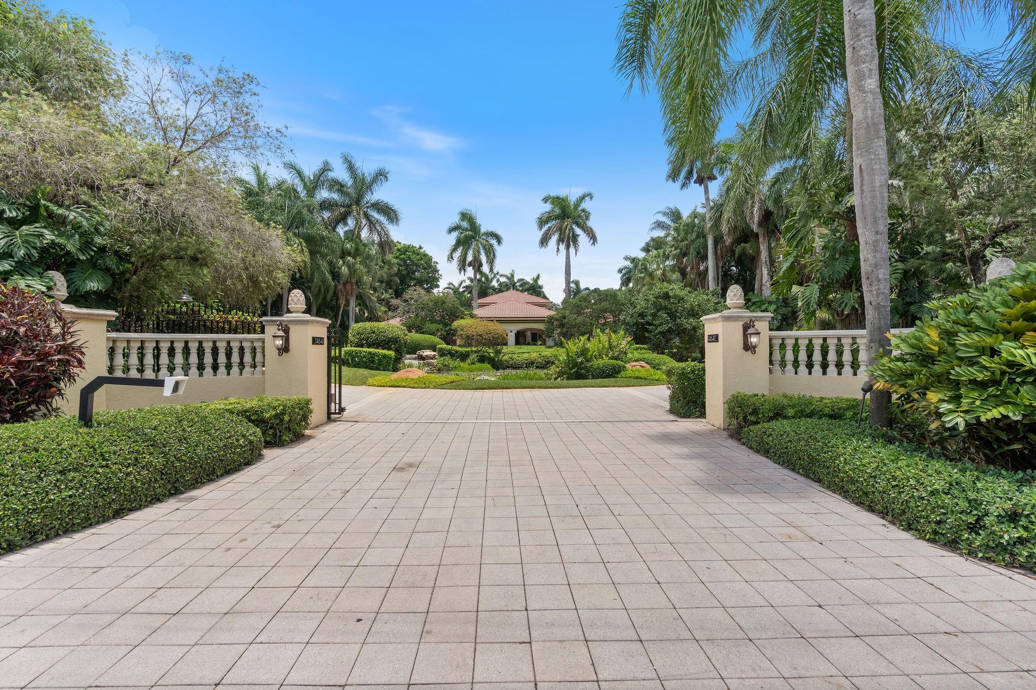 14641 MUSTANG TRAIL
