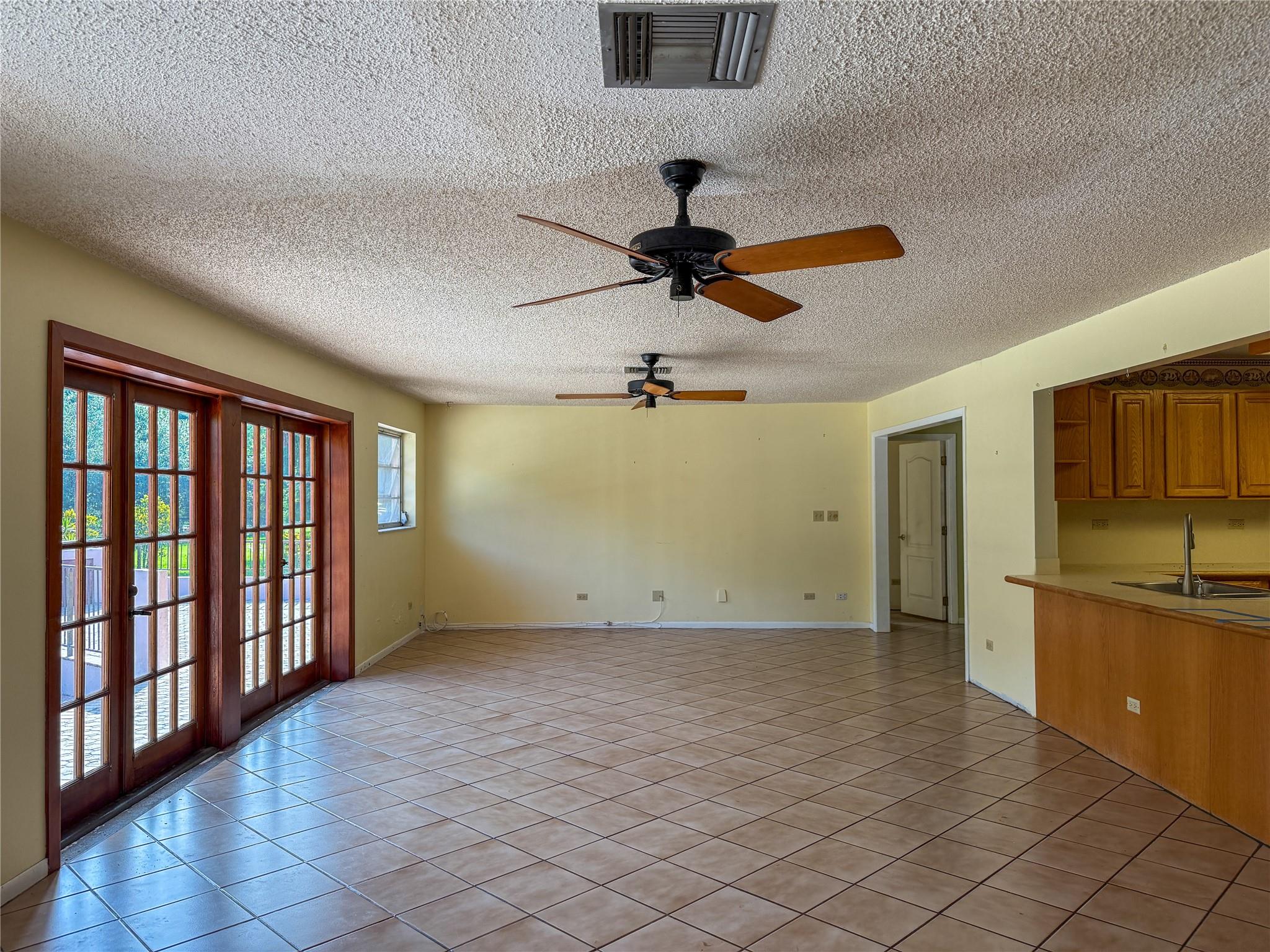 14431 MUSTANG TRAIL