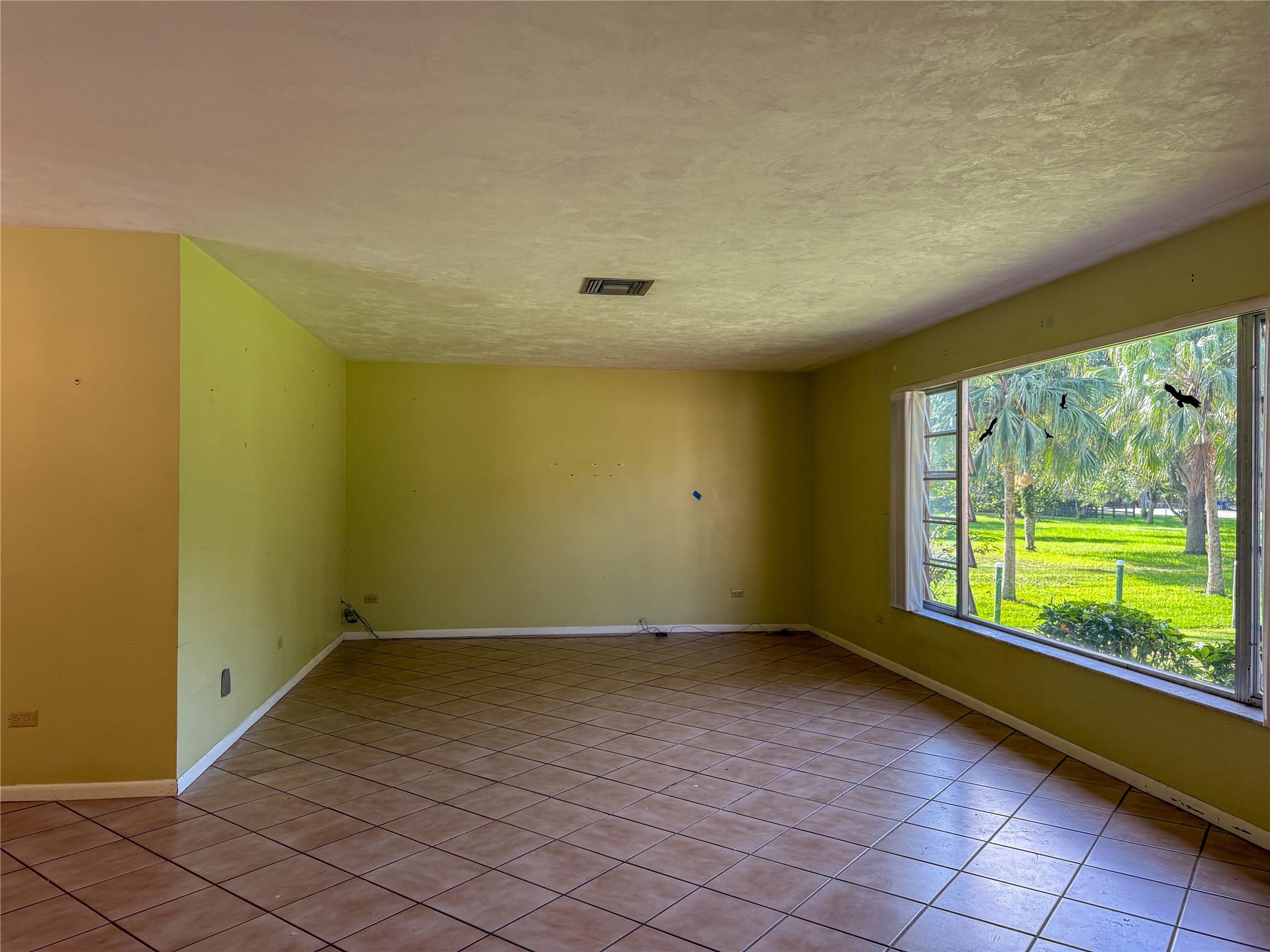 14431 MUSTANG TRAIL