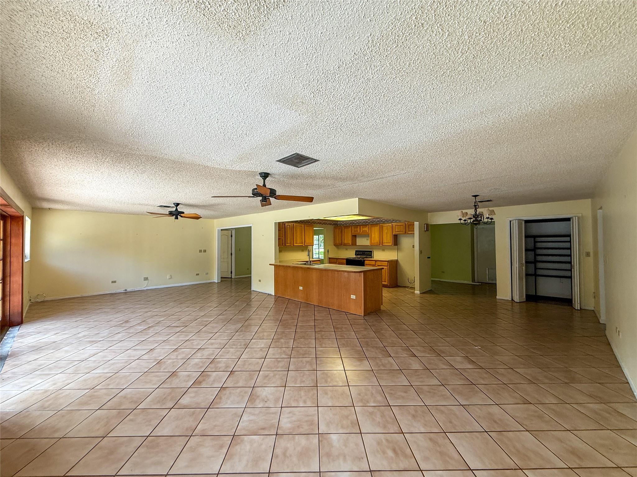 14431 MUSTANG TRAIL