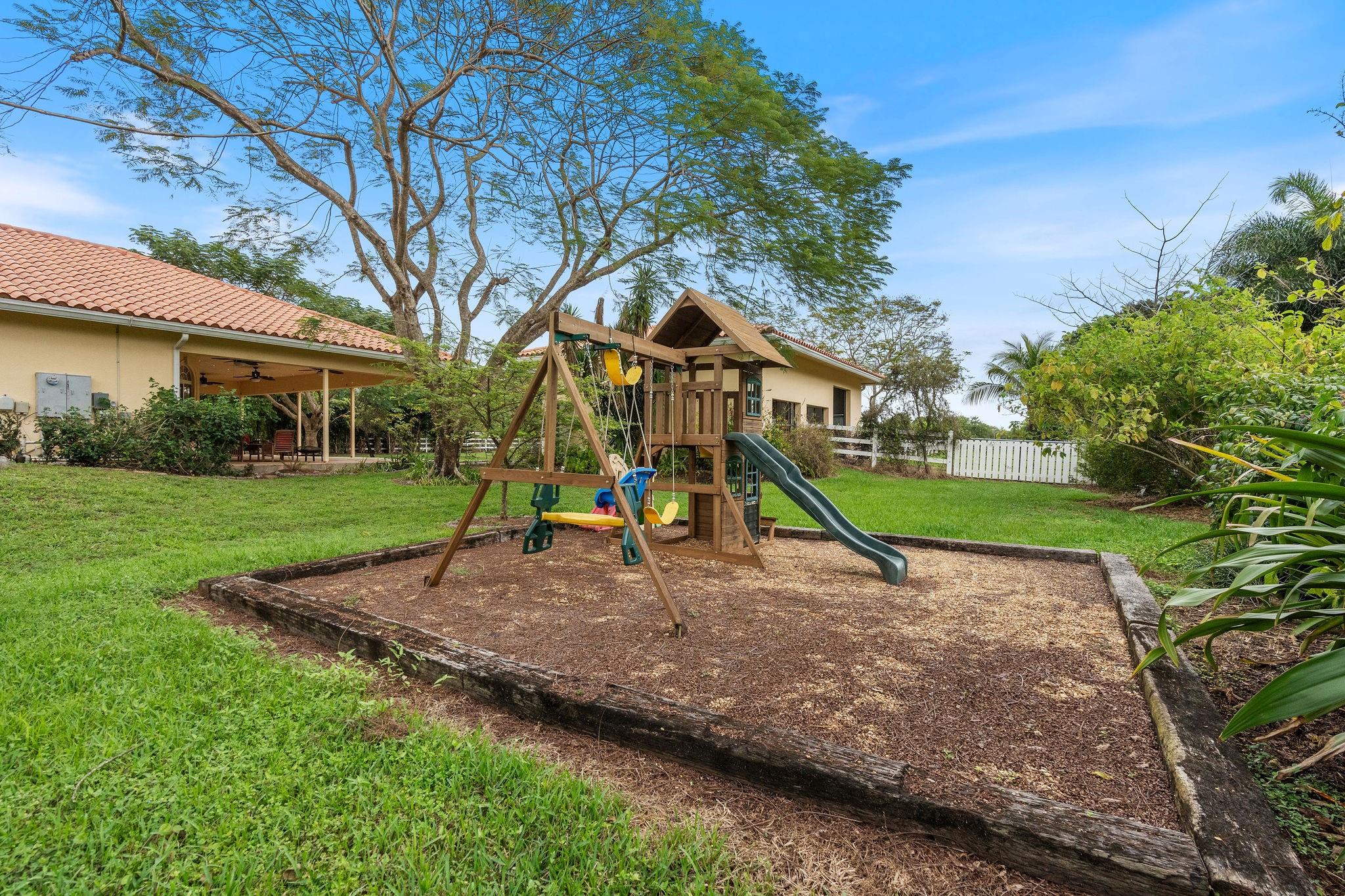 5290 SW 130TH AVE