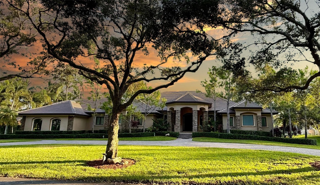 11899 W RIDGEVIEW DR