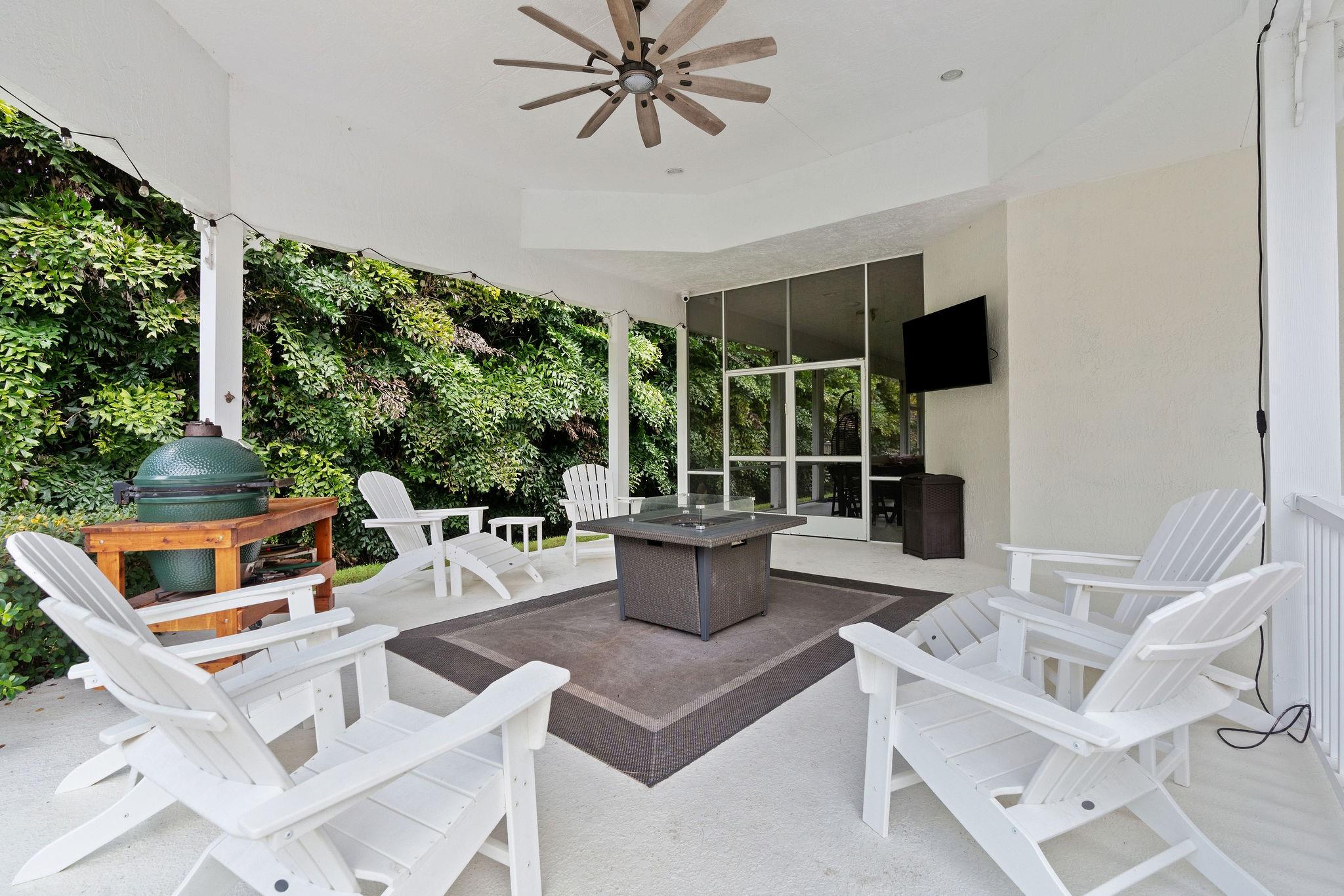 17000 SW 63 MANOR