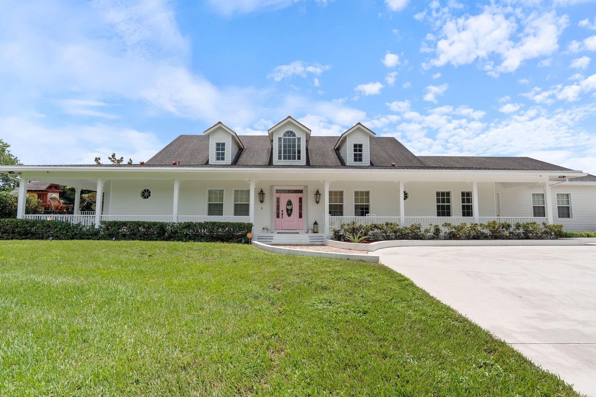 17000 SW 63 MANOR