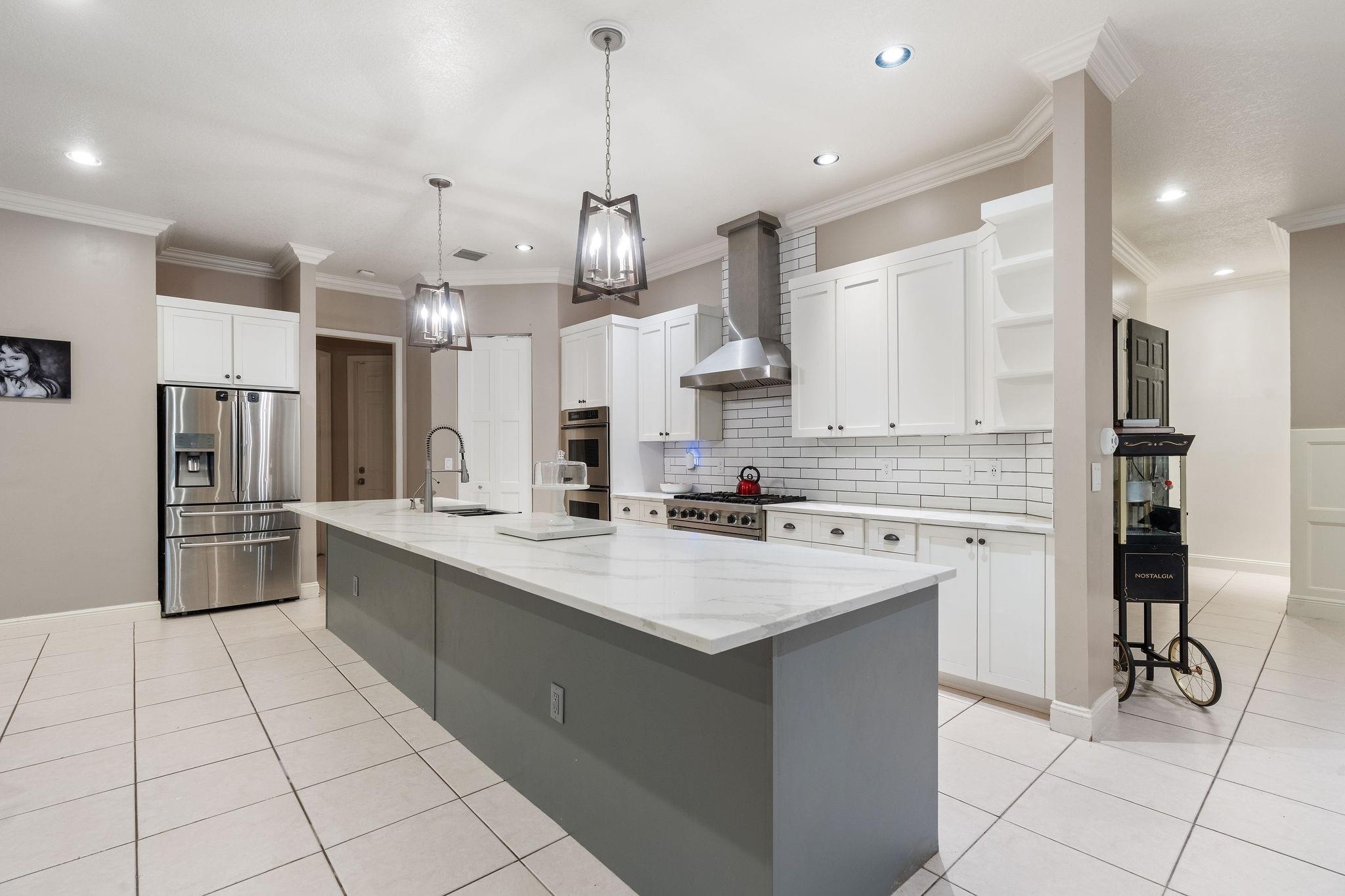 17000 SW 63 MANOR