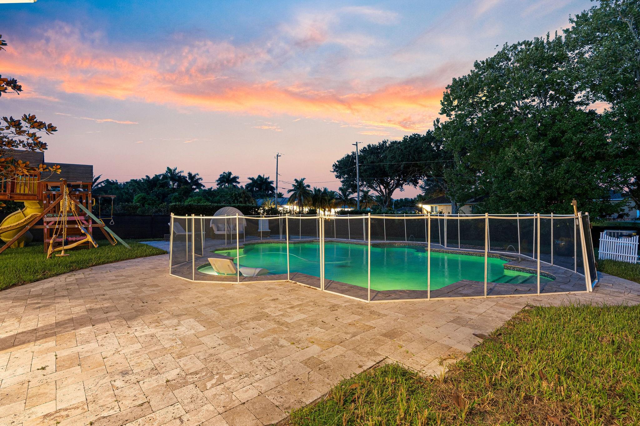 17000 SW 63 MANOR