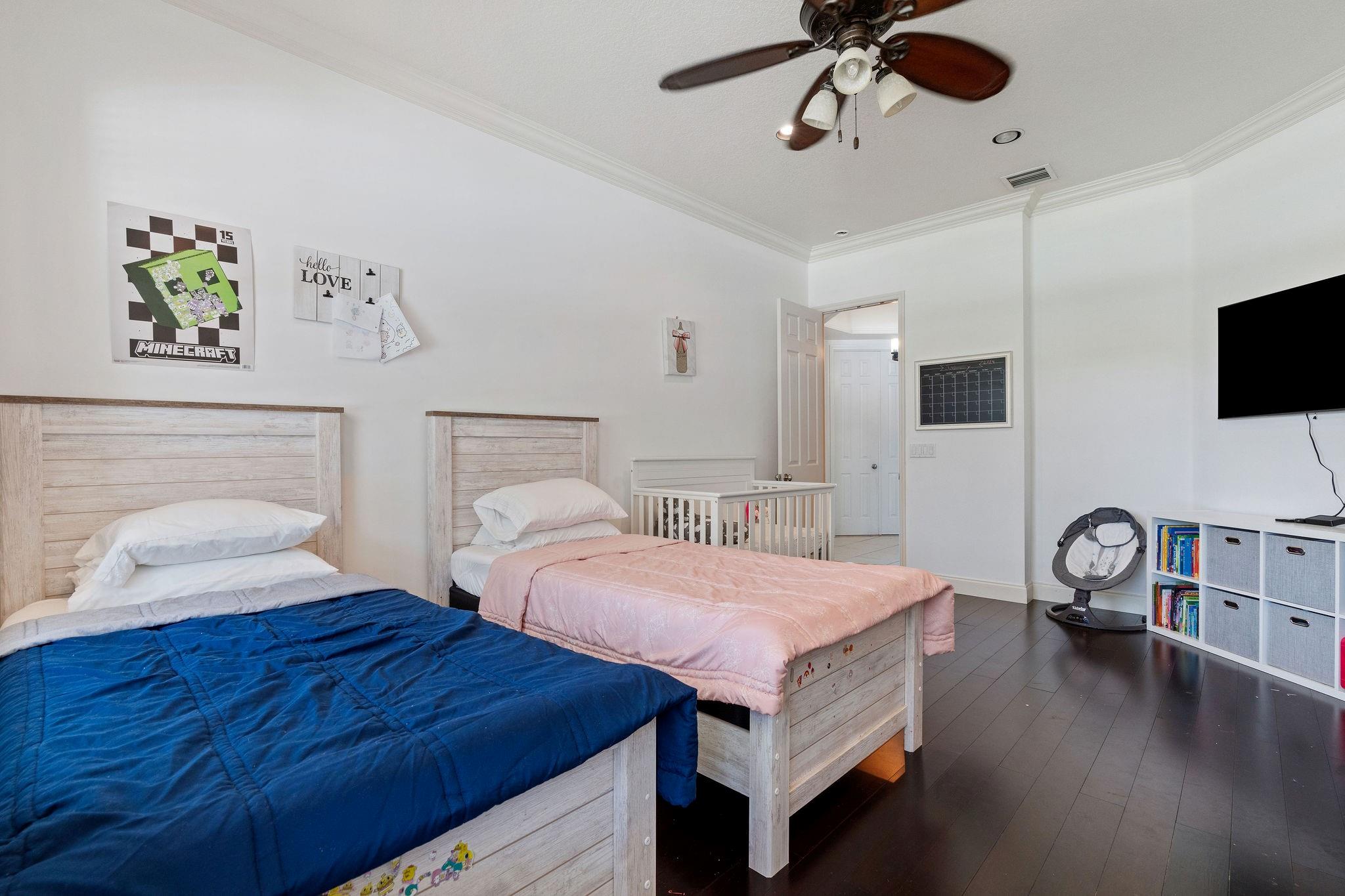 17000 SW 63 MANOR