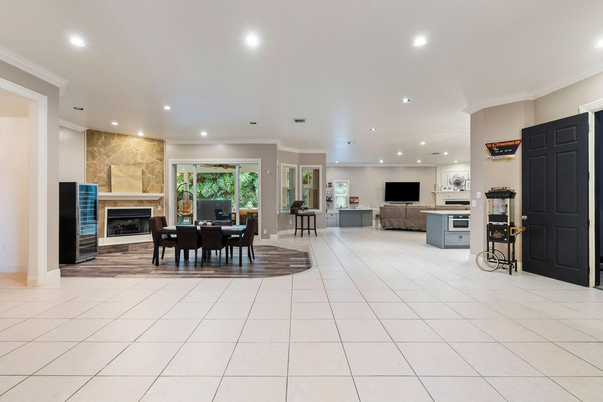17000 SW 63 MANOR