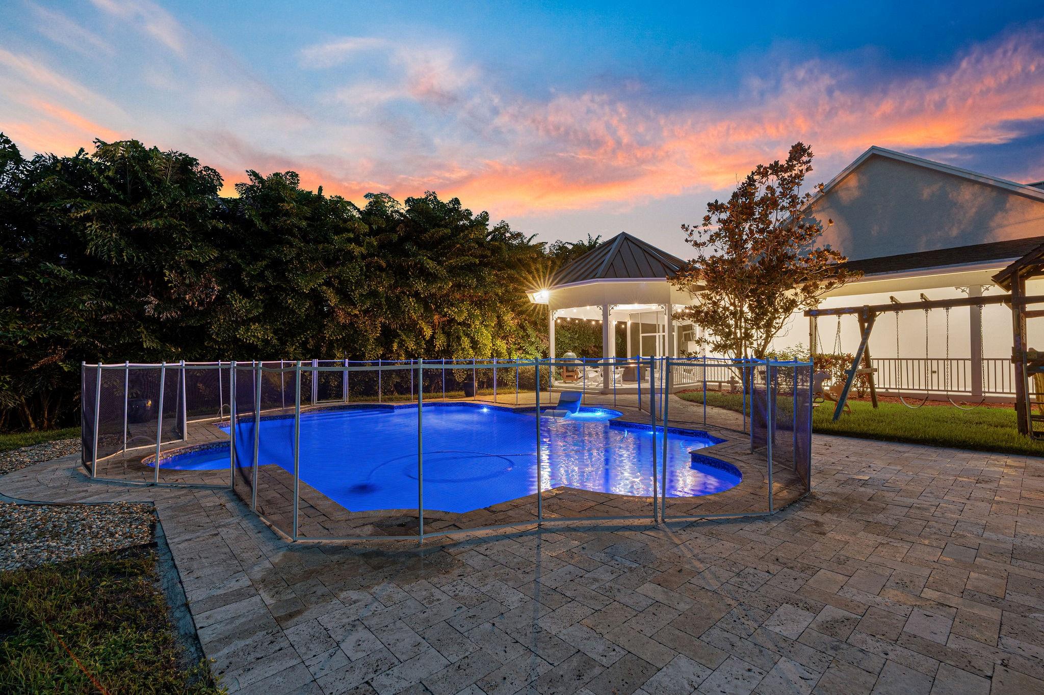 17000 SW 63 MANOR