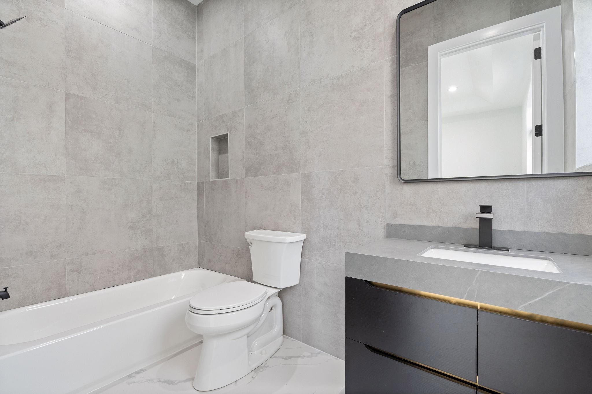 17935 MONTE VISTA DR