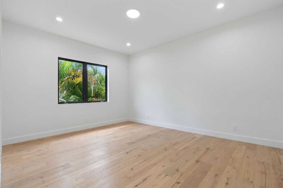 17935 MONTE VISTA DR