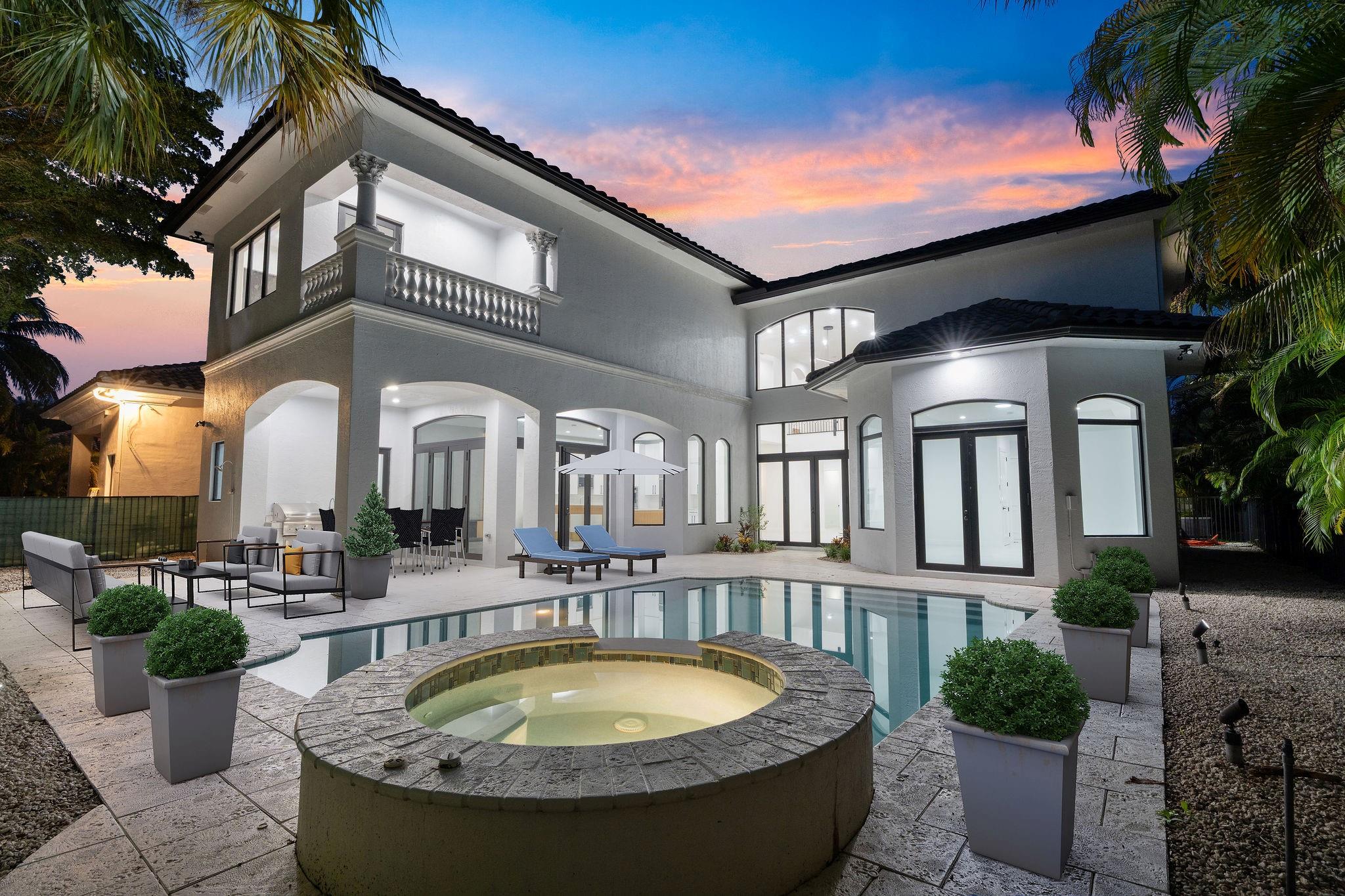 17935 MONTE VISTA DR