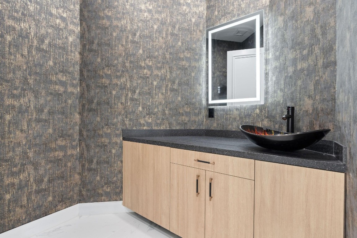 17935 MONTE VISTA DR