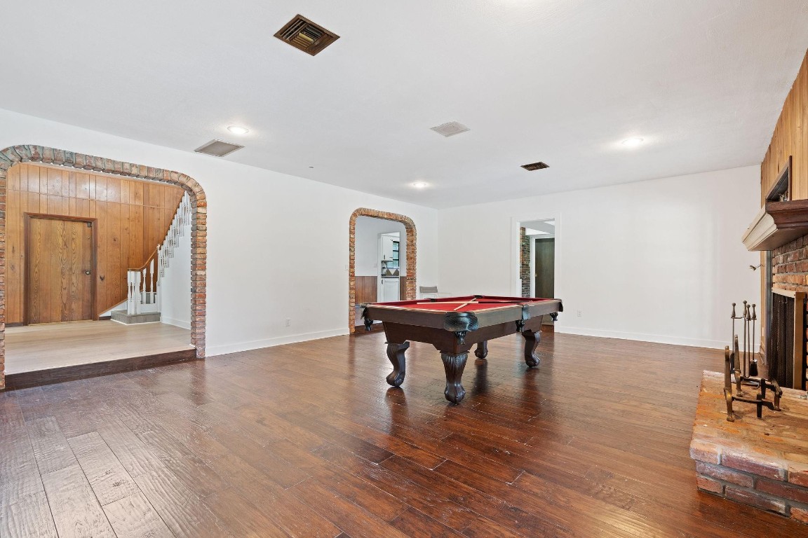 5401 Thoroughbred Ln