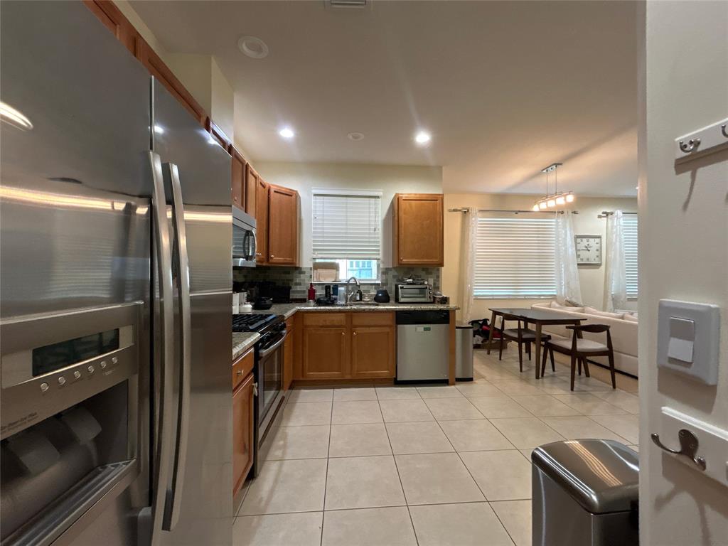 3330 NW 124 WAY 3330