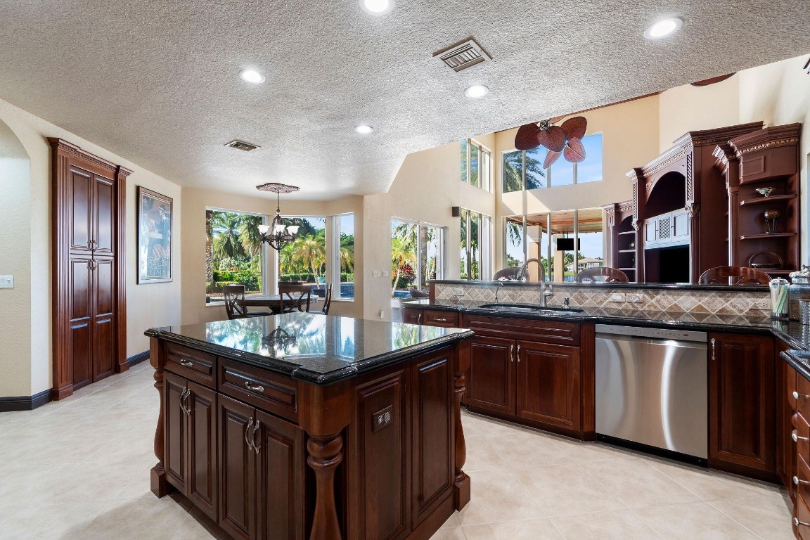 3413 DOVECOTE MEADOW LN