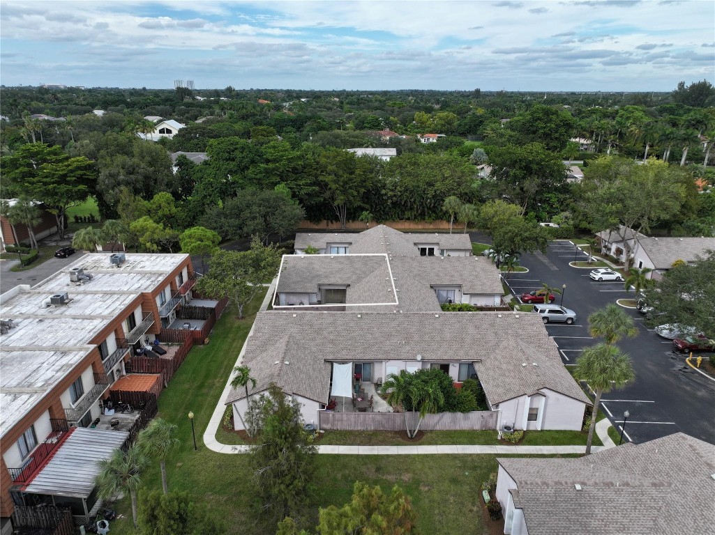 151 NW 115th Ave 405