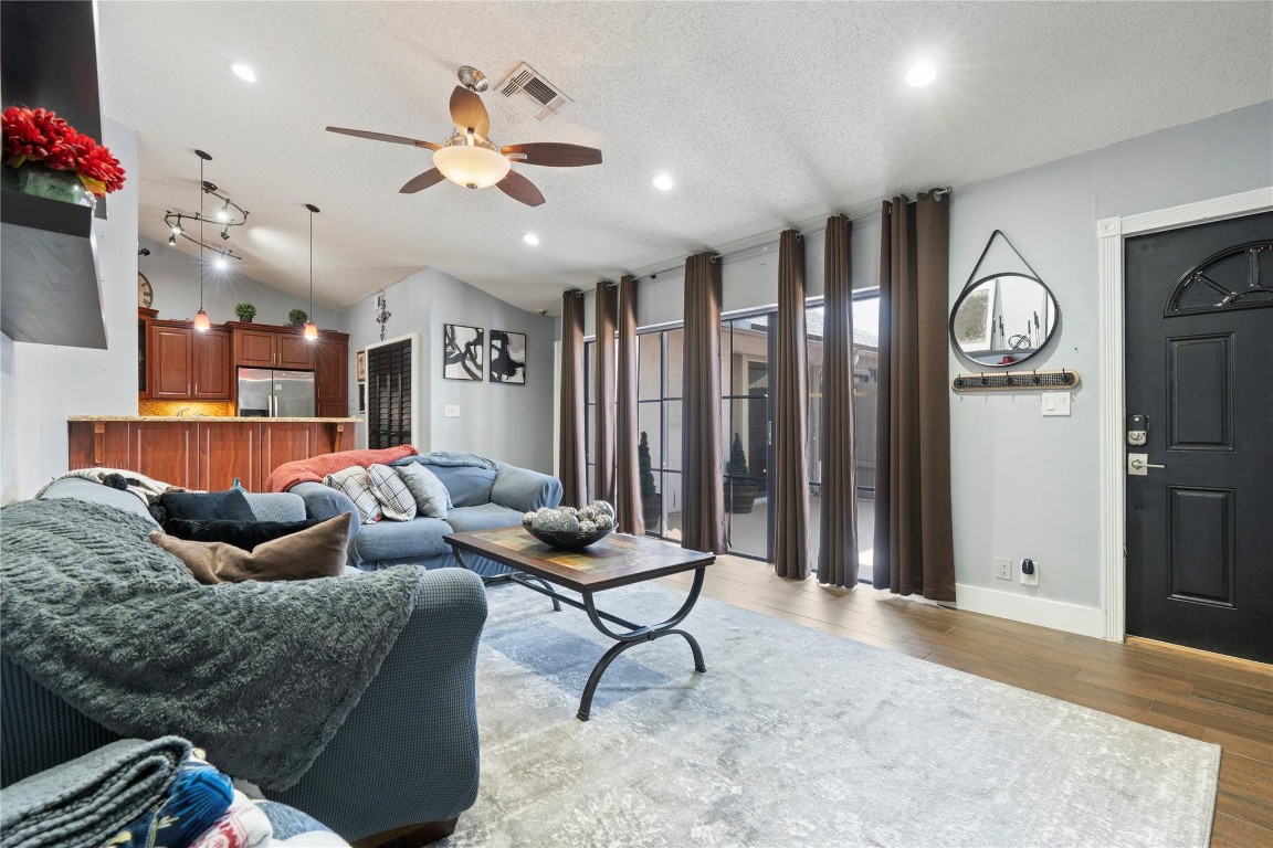 151 NW 115th Ave 405