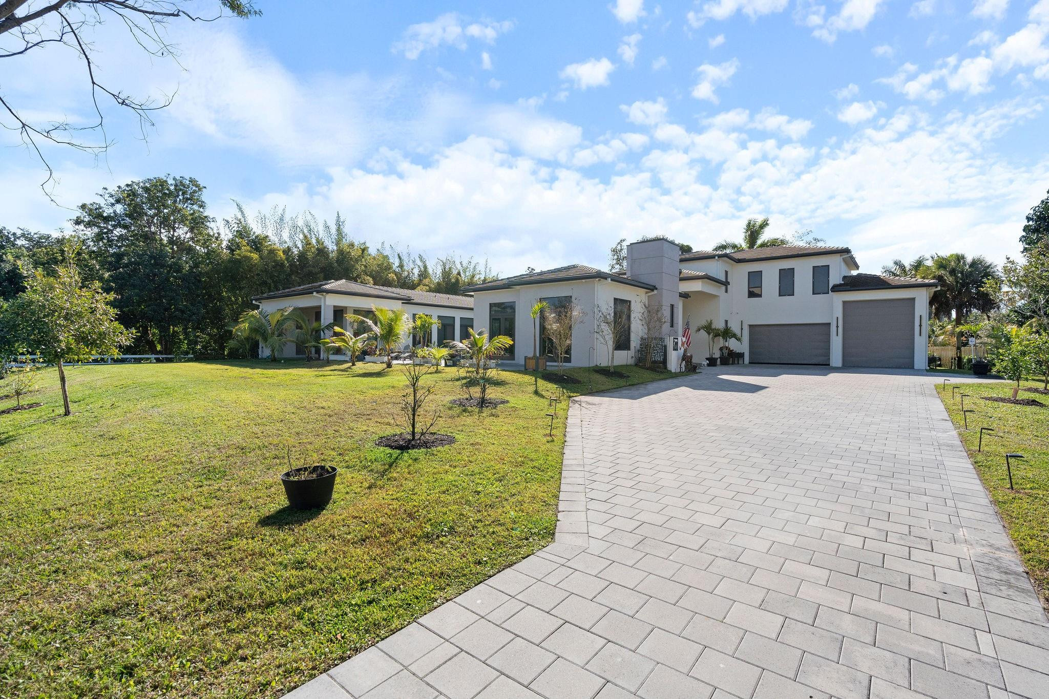 13500 STIRLING ROAD