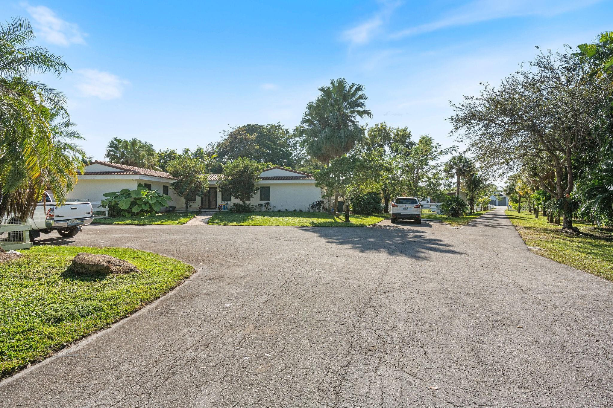 13500 STIRLING ROAD