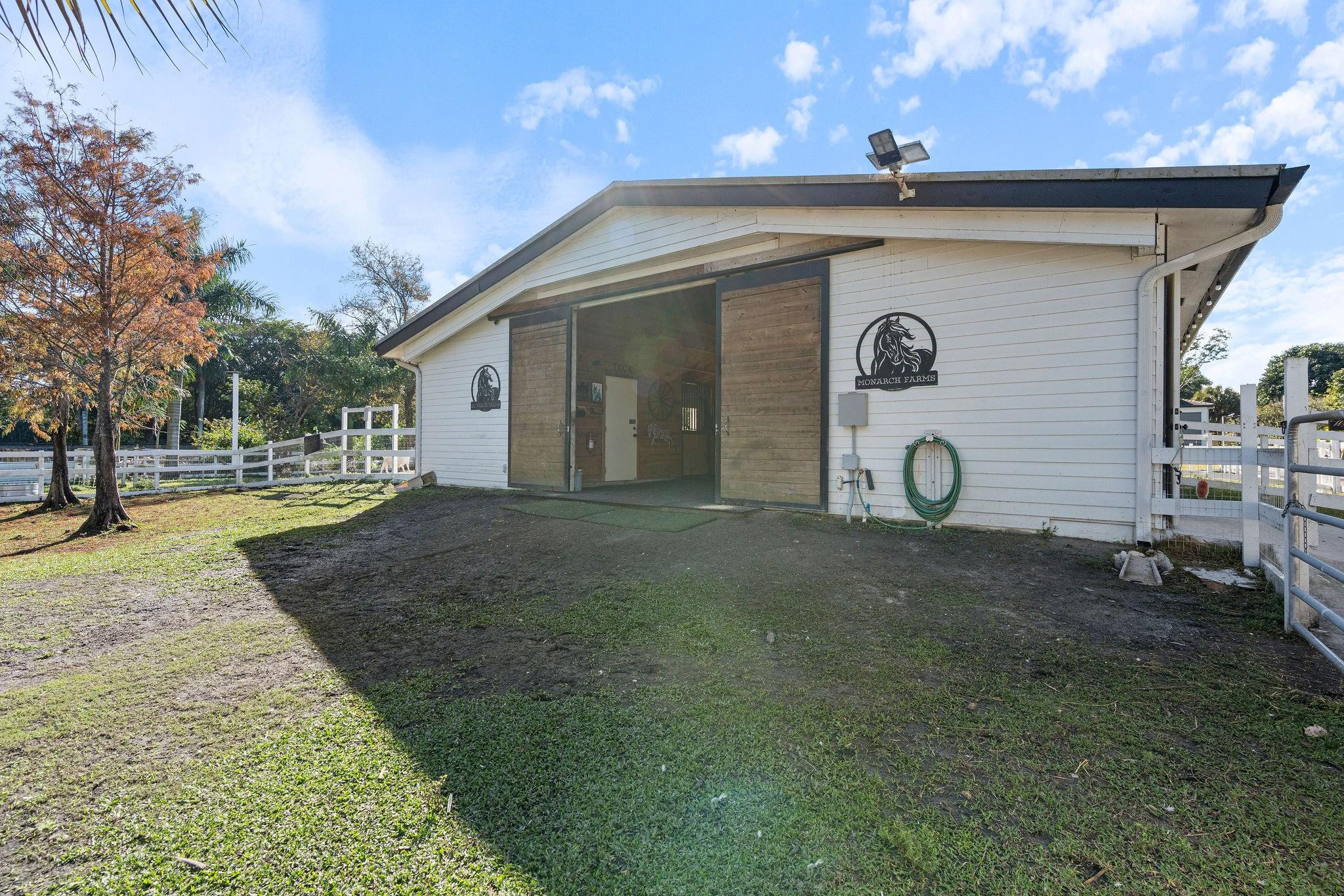 13500 STIRLING ROAD