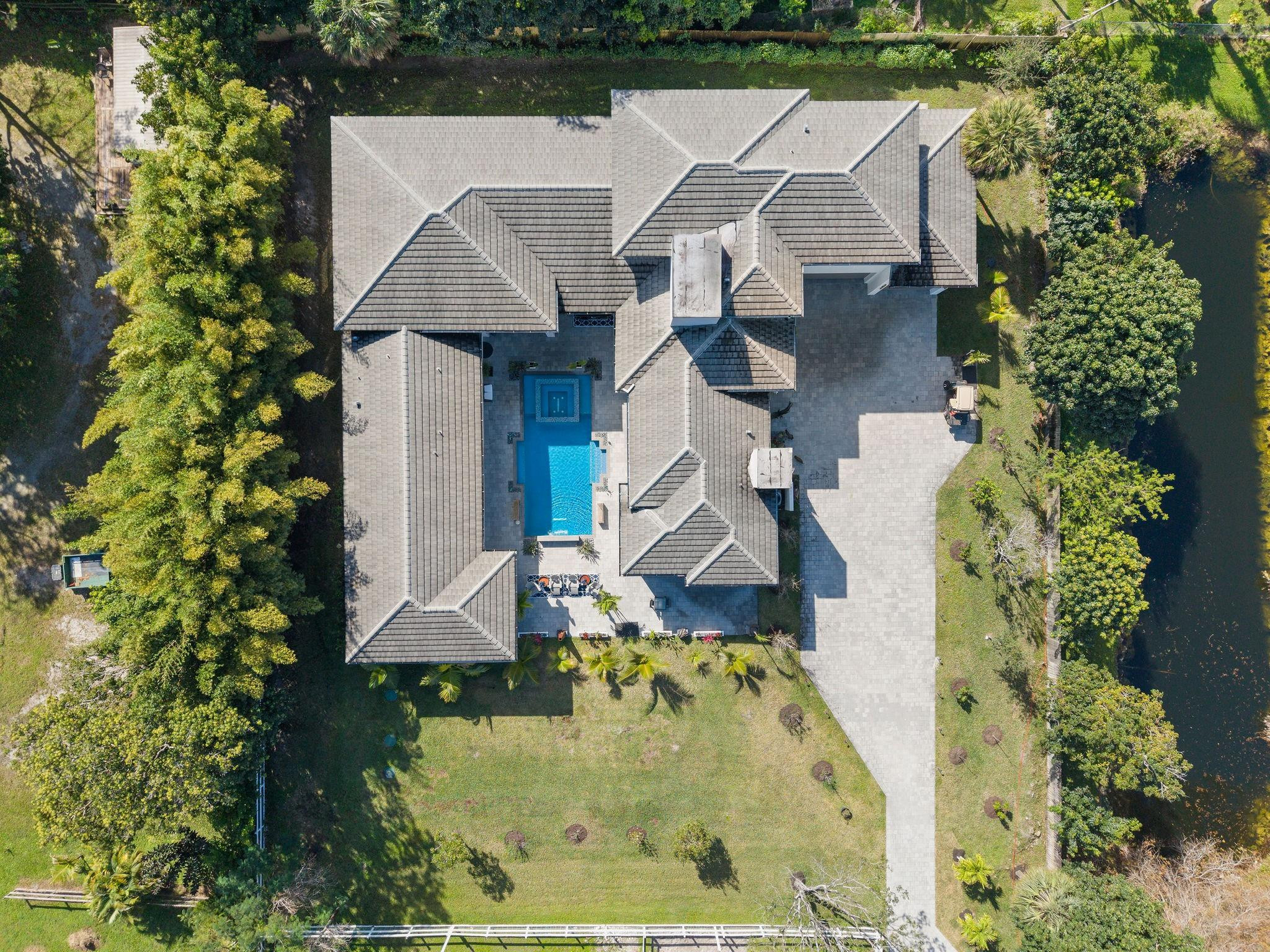 13500 STIRLING ROAD