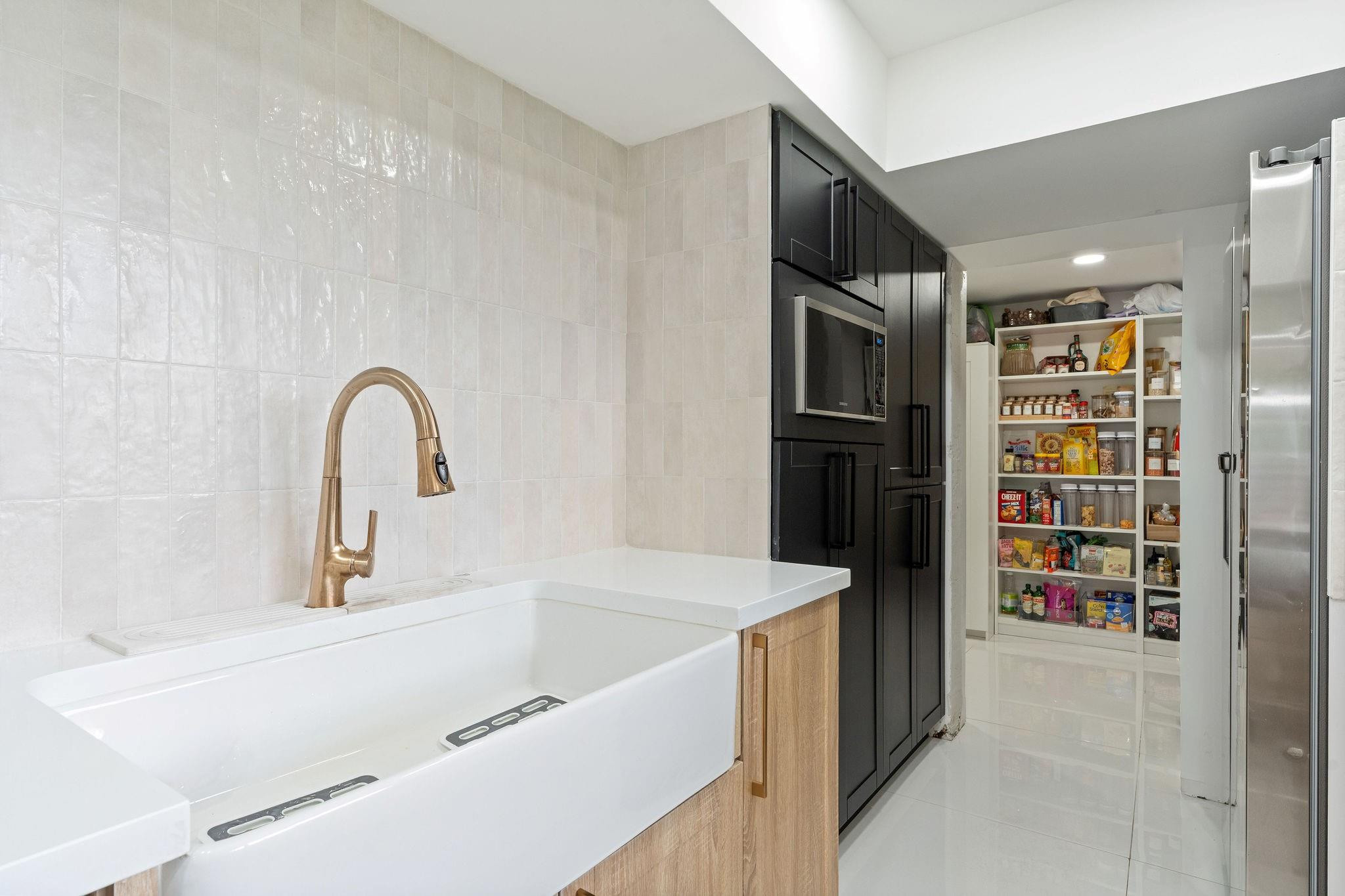 5702 SW 136 Avenue, Southwest Ranches