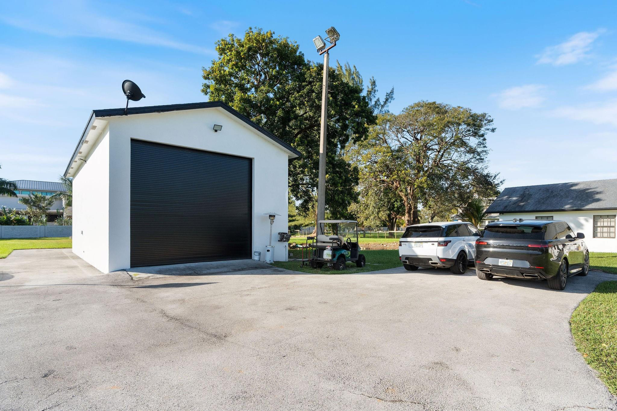 5702 SW 136 Avenue, Southwest Ranches