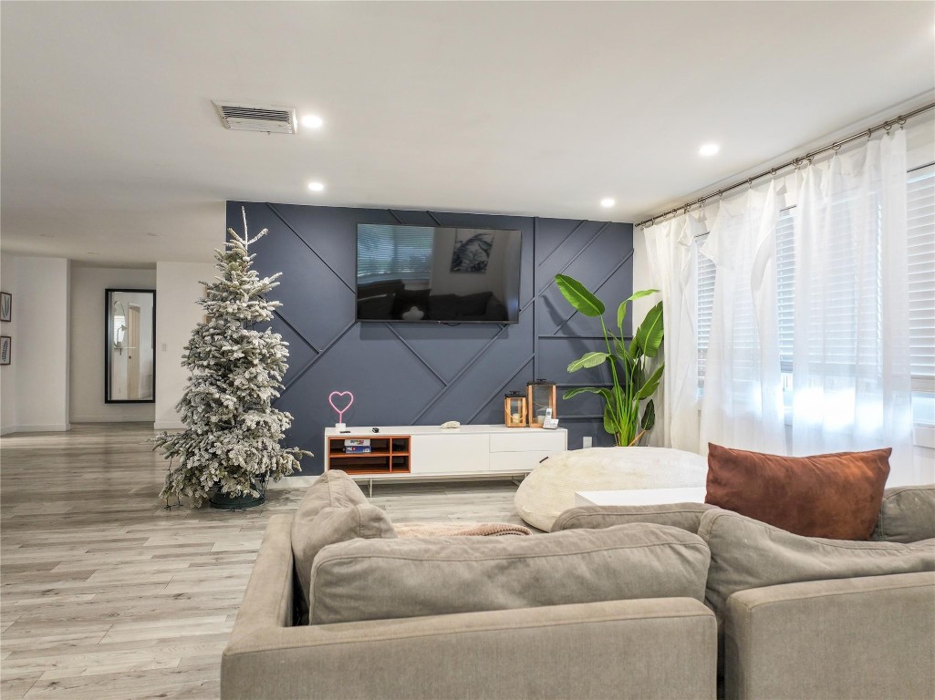 1004 SW 19 Street, Fort Lauderdale