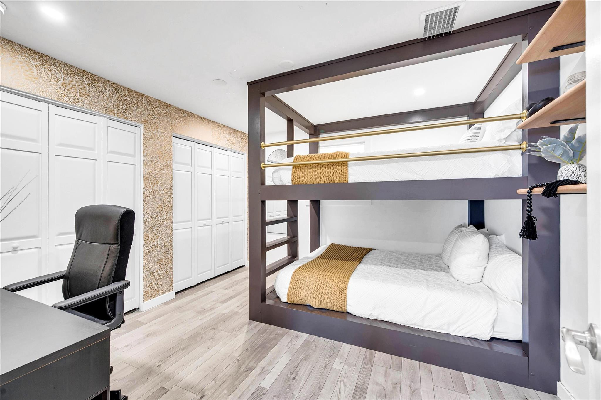 1004 SW 19 Street, Fort Lauderdale