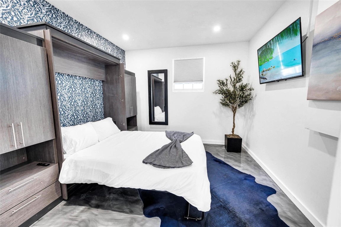 1004 SW 19 Street, Fort Lauderdale