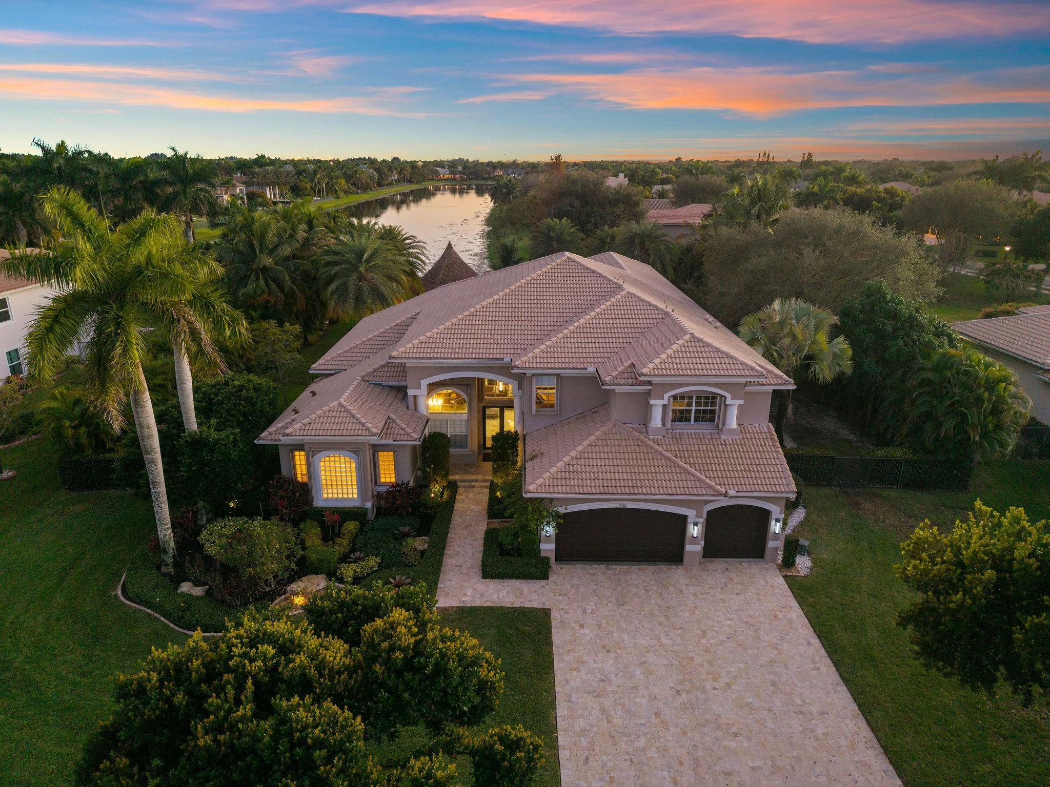 11382 Redberry Drive, Davie