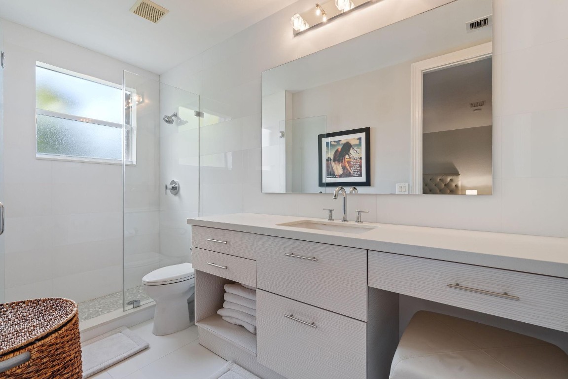 11382 Redberry Drive, Davie