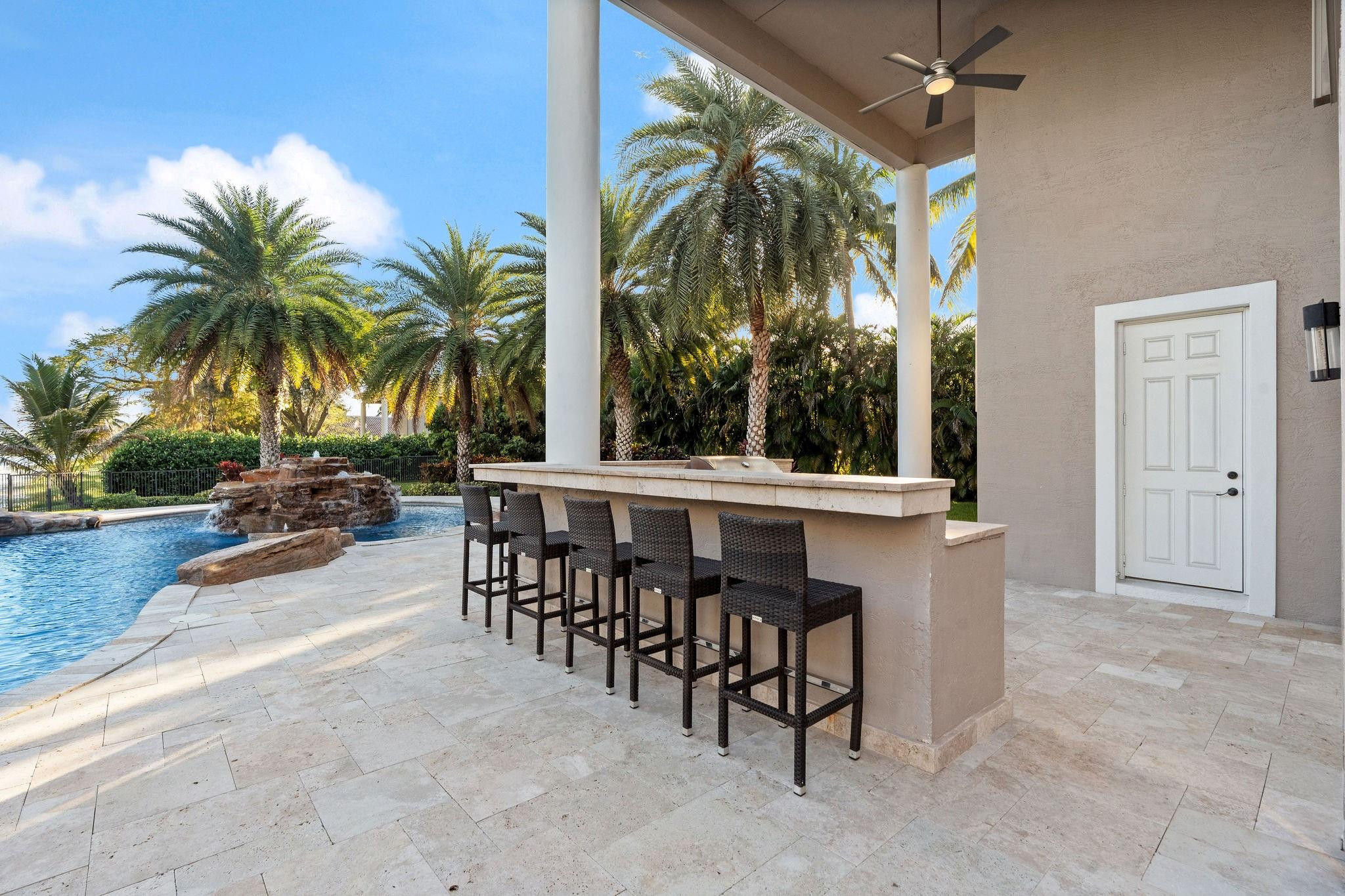 11382 Redberry Drive, Davie