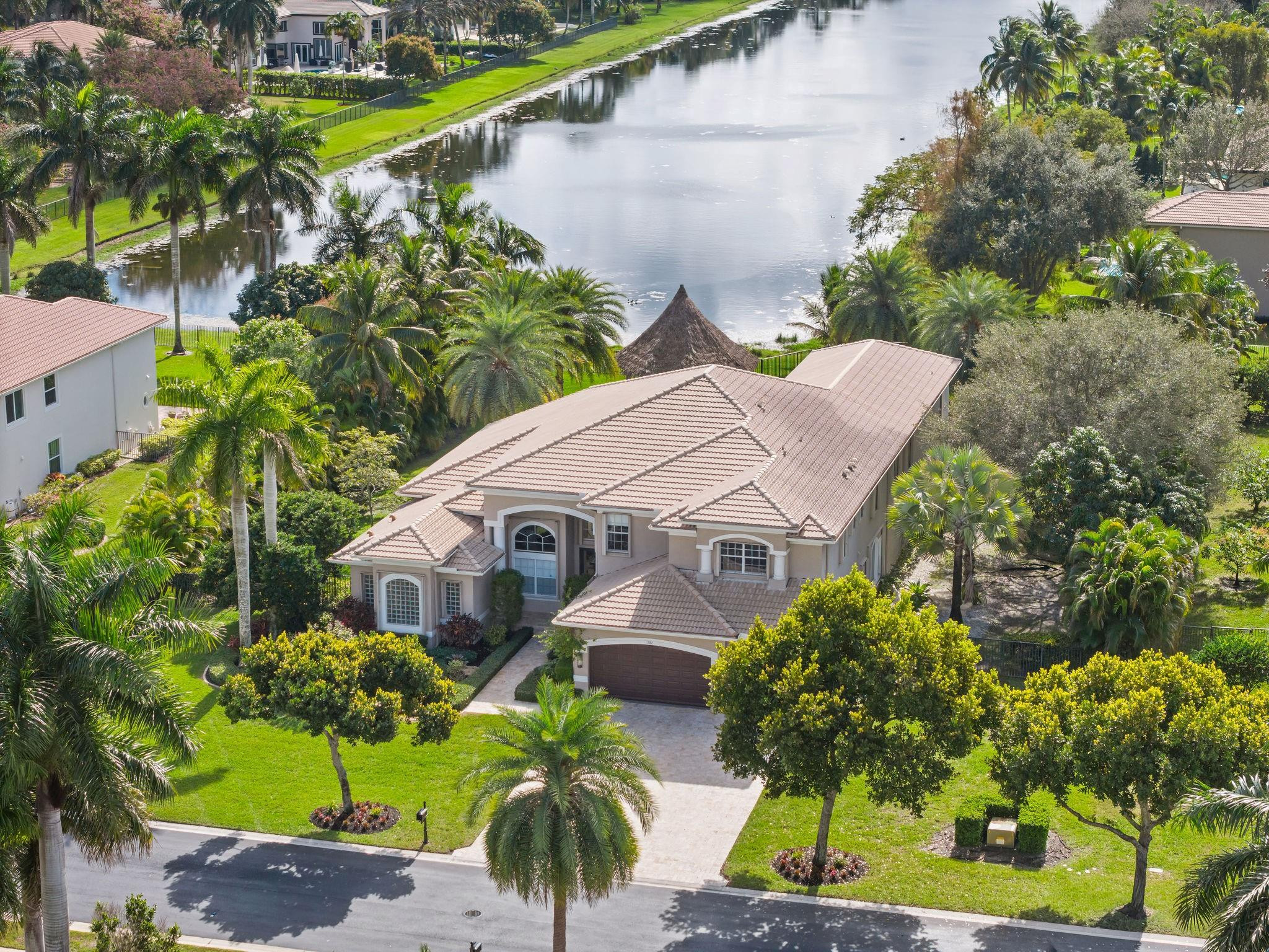 11382 Redberry Drive, Davie
