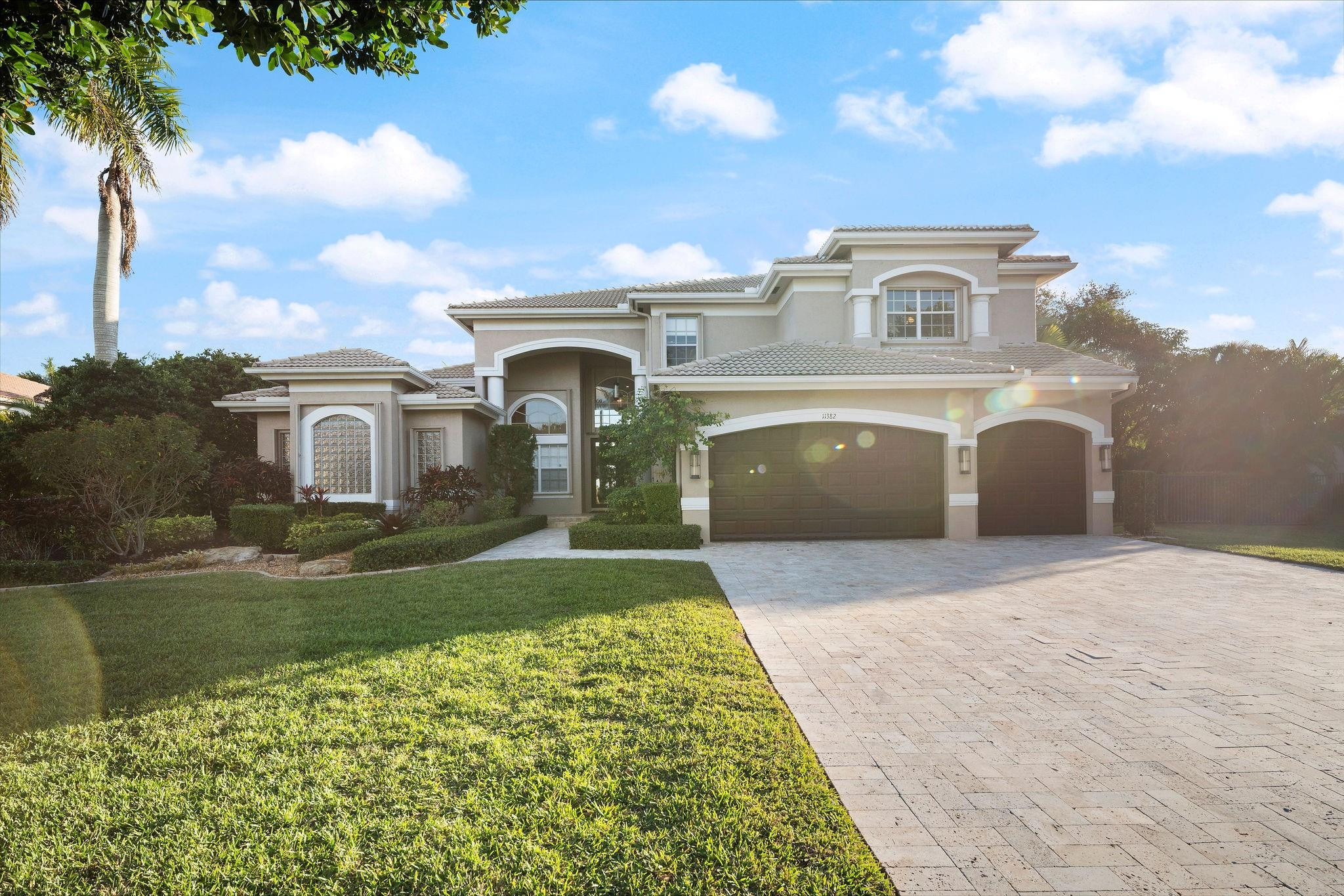 11382 Redberry Drive, Davie