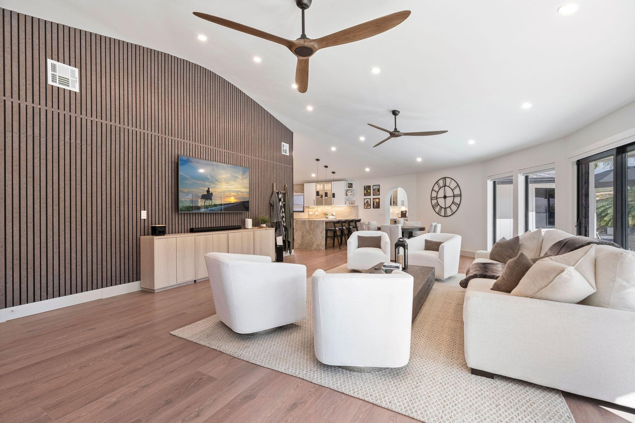 700 S Old Nob Hill Road, Plantation