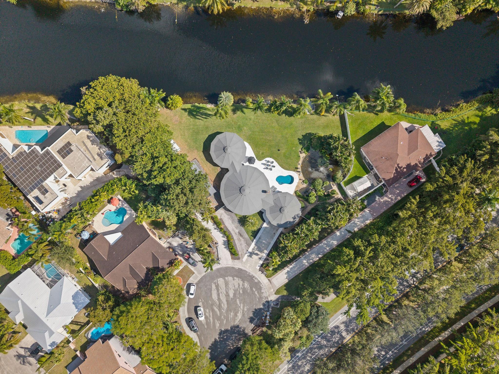 700 S Old Nob Hill Road, Plantation