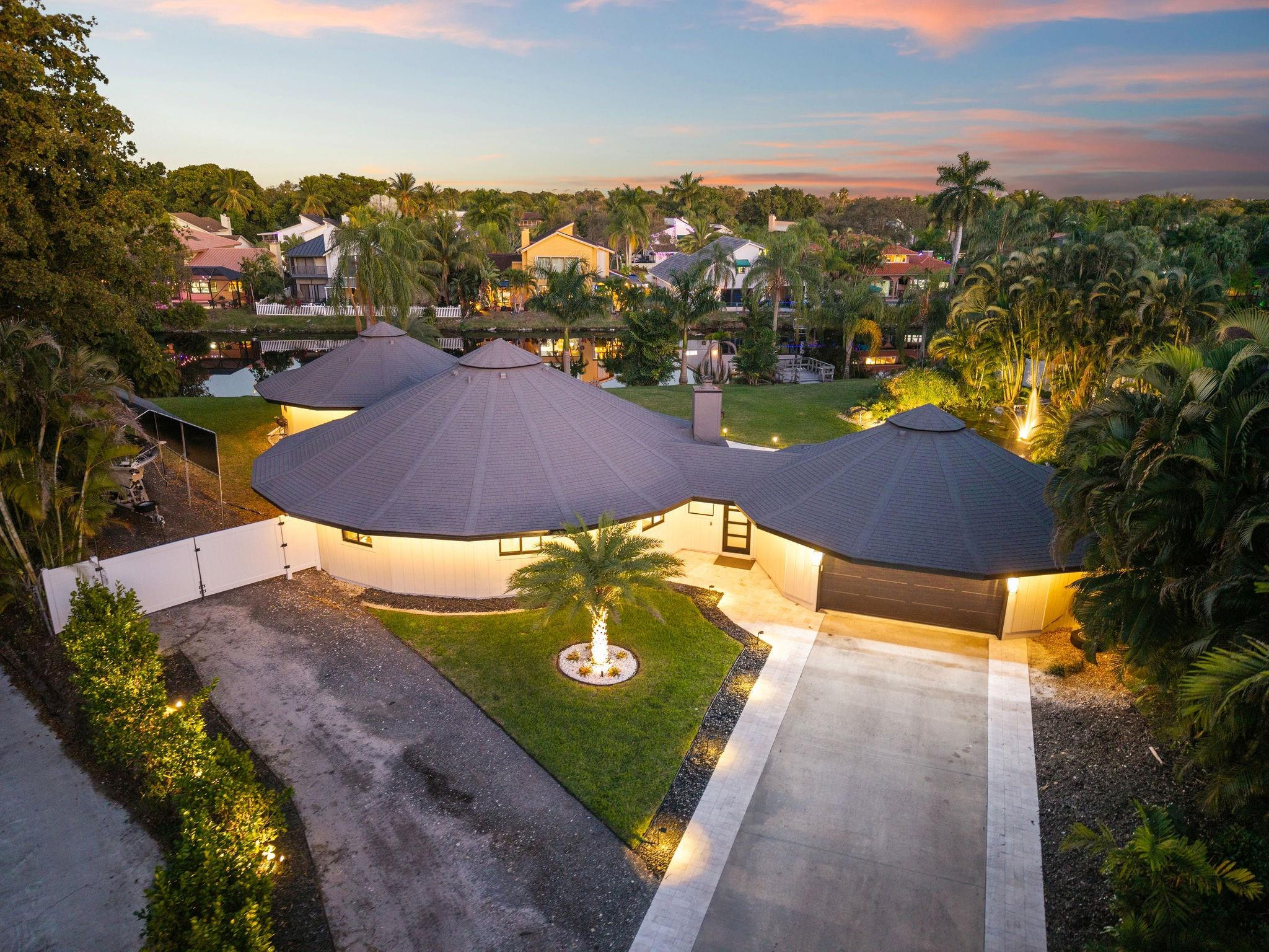 700 S Old Nob Hill Road, Plantation