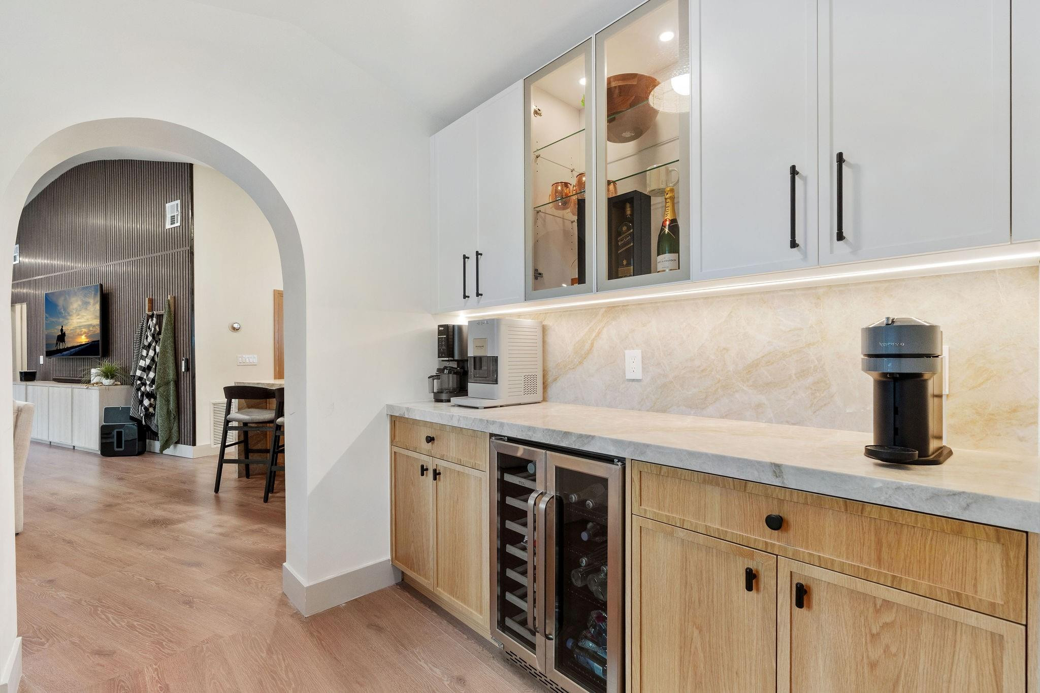 700 S Old Nob Hill Road, Plantation