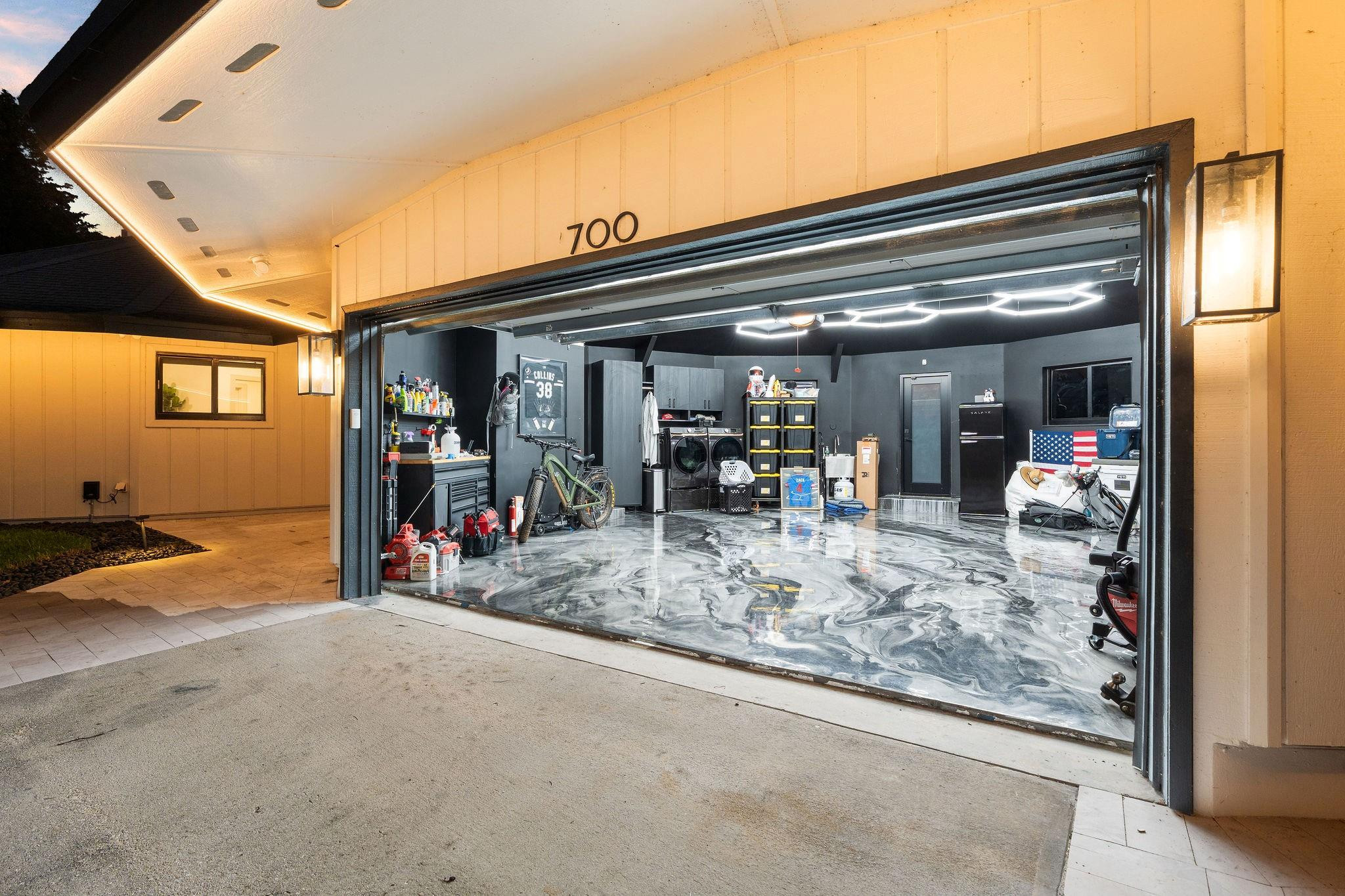 700 S Old Nob Hill Road, Plantation