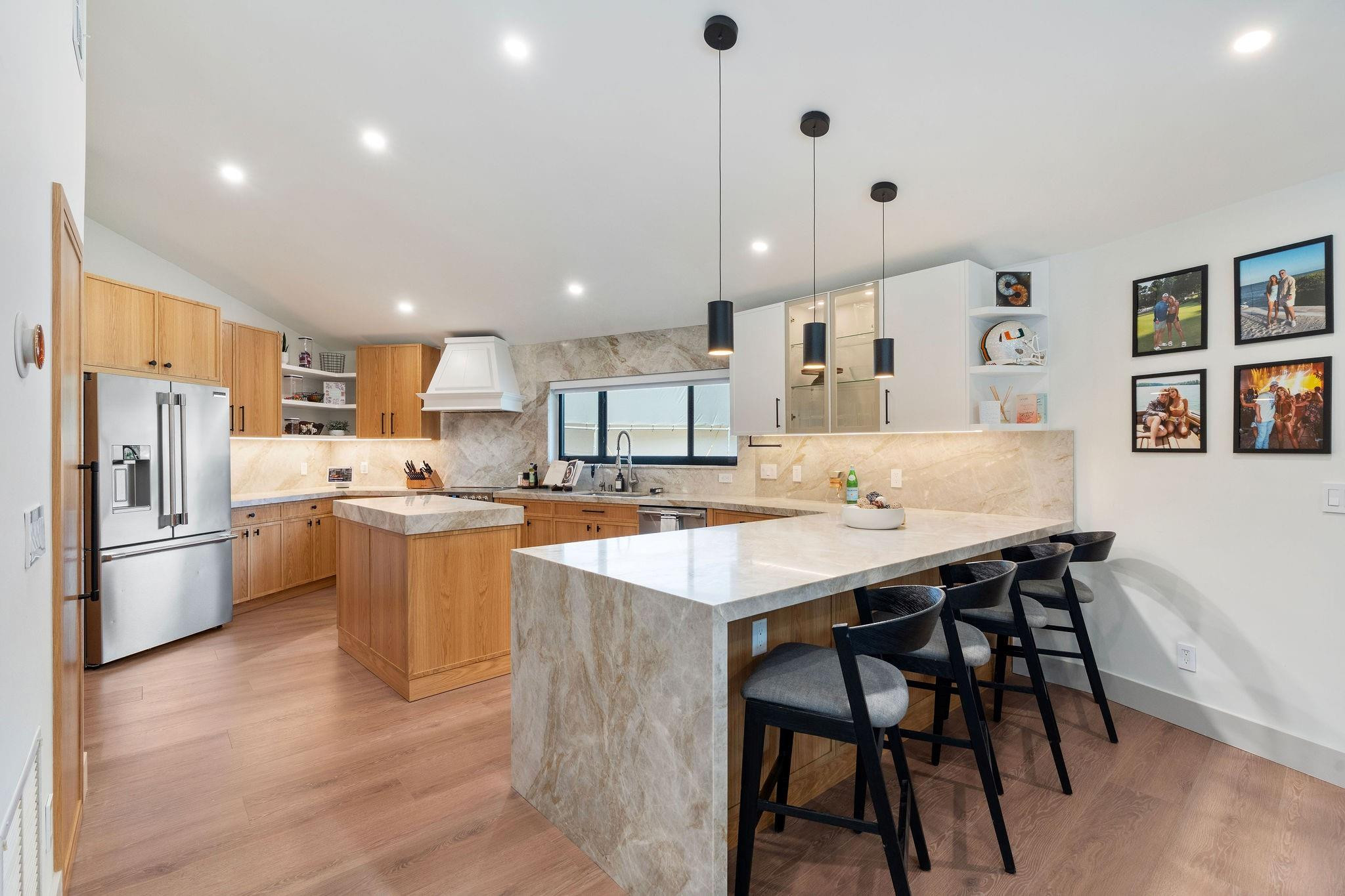 700 S Old Nob Hill Road, Plantation