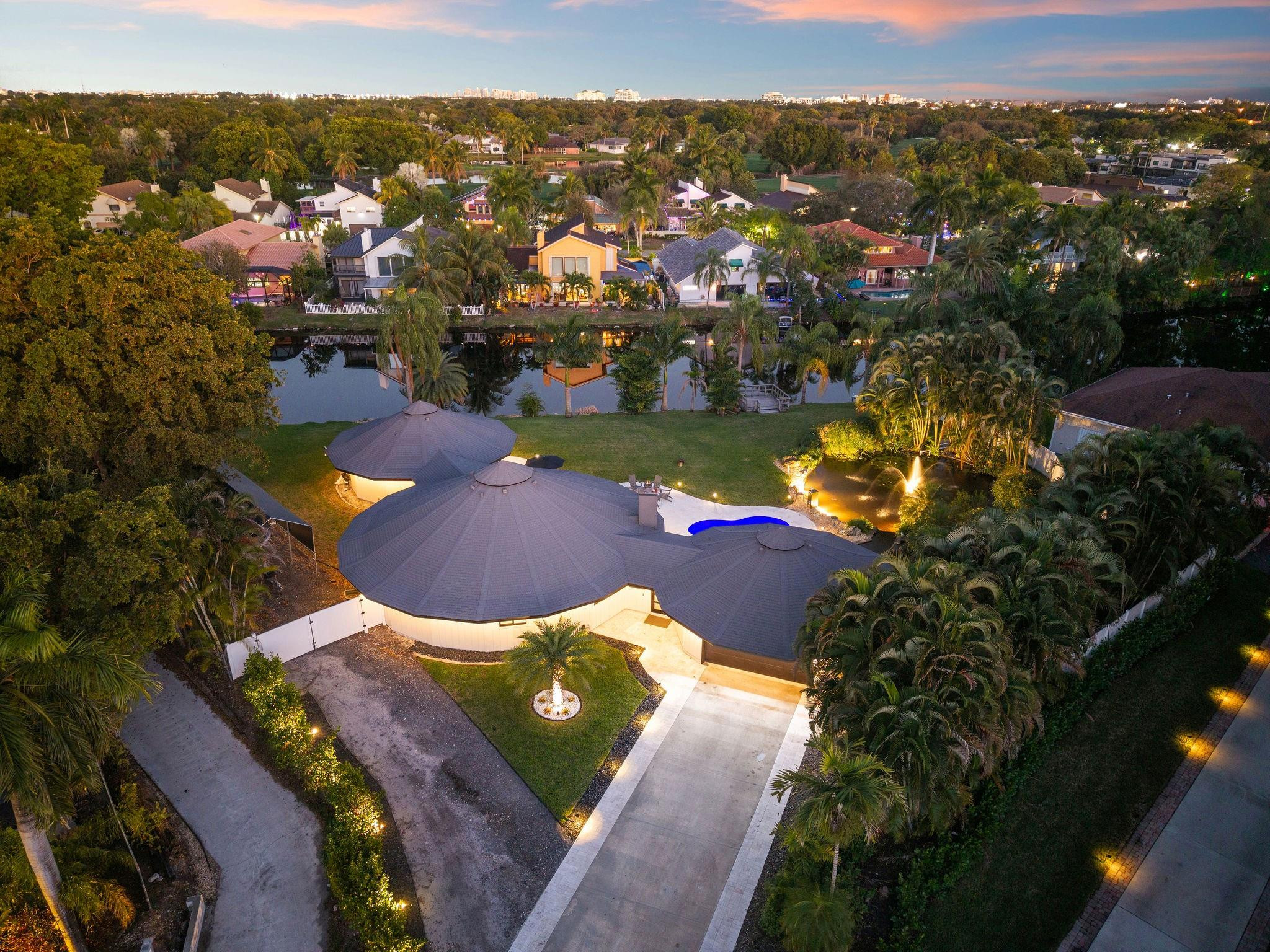 700 S Old Nob Hill Road, Plantation