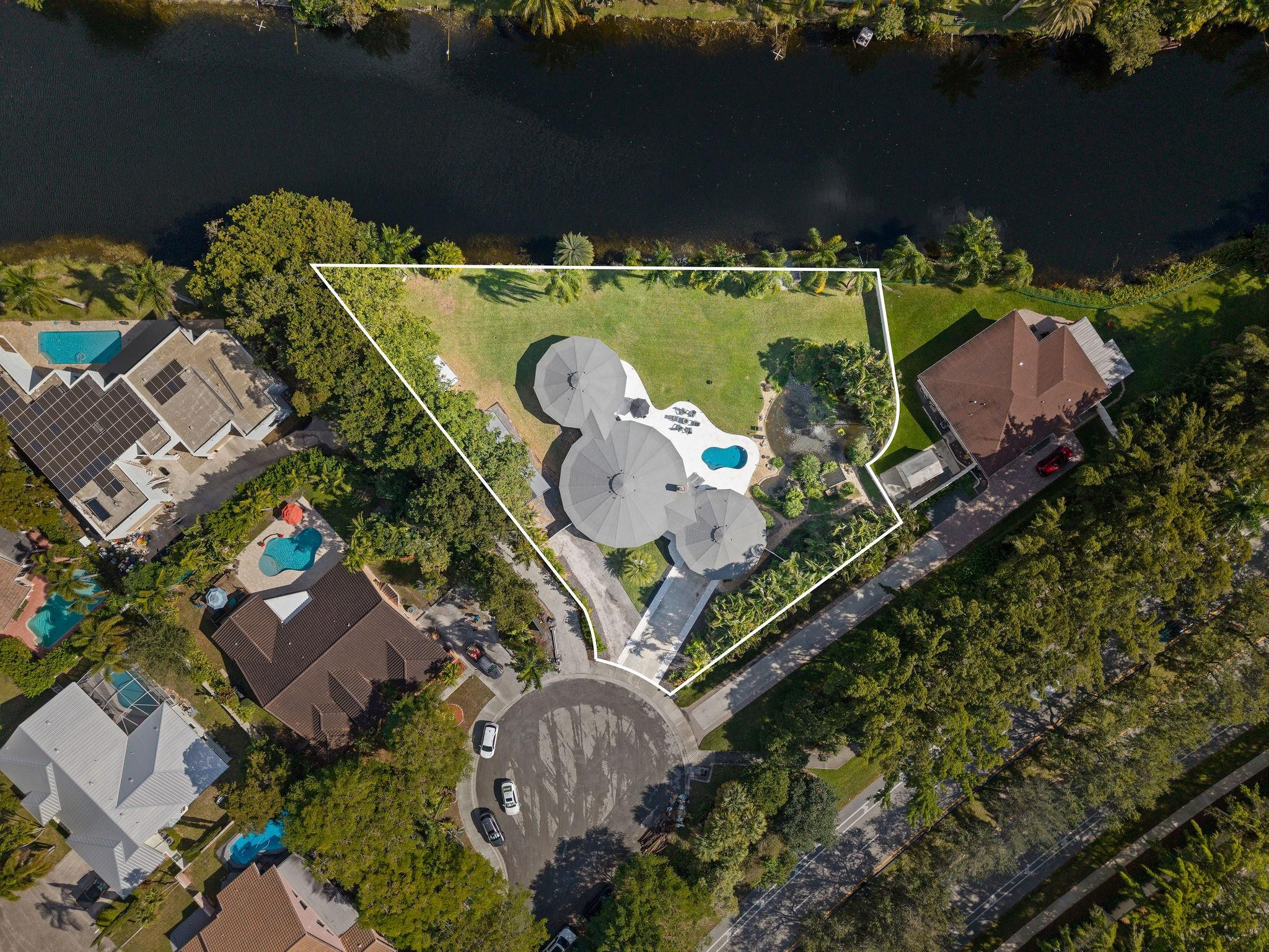 700 S Old Nob Hill Road, Plantation