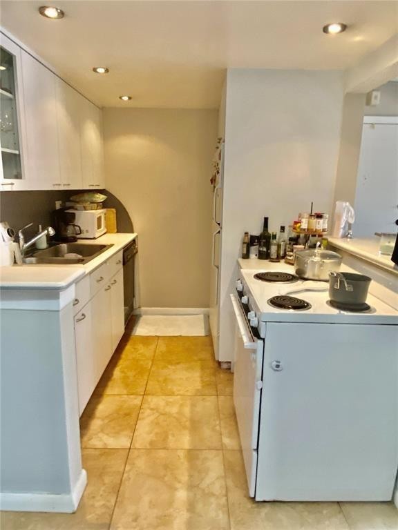 7200 Fairway Drive H 12